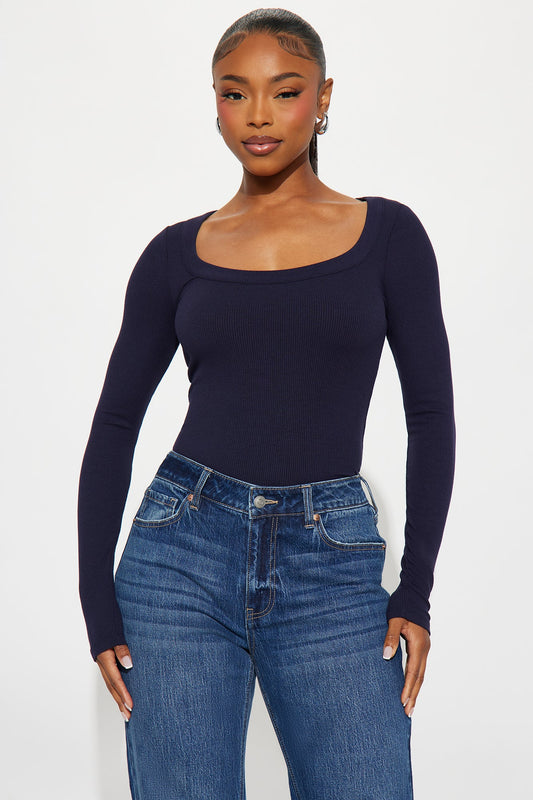 Bella Basic Scoop Neck Ribbed Top - Navy