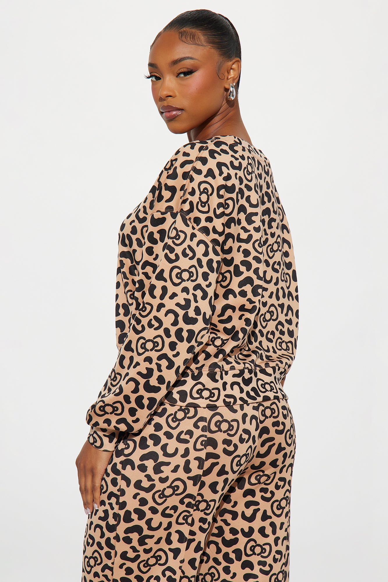 Hello Kitty Scuba Leopard Sweatshirt - Leopard