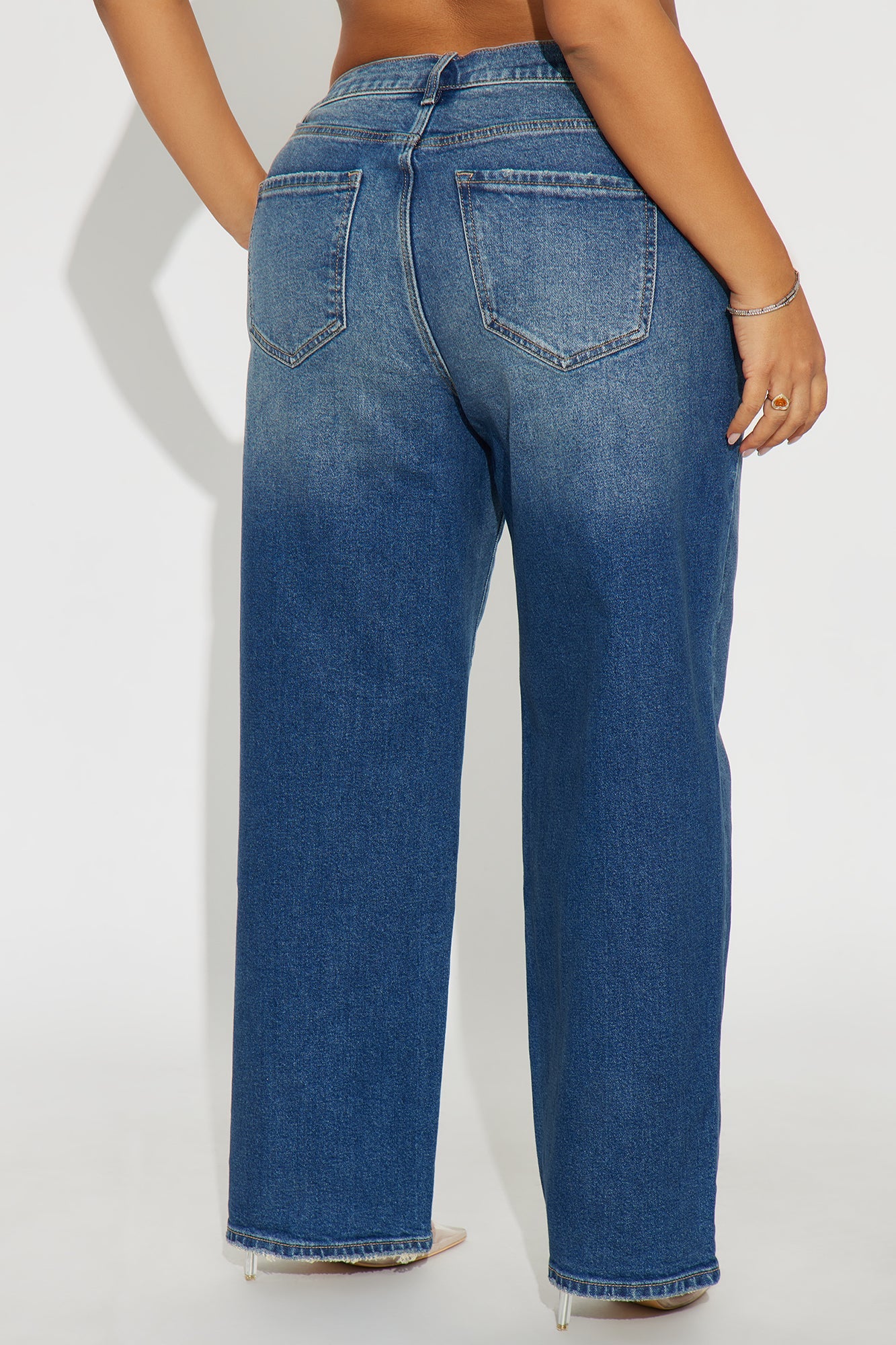 Going Solo Straight Leg Jeans - Medium Wash