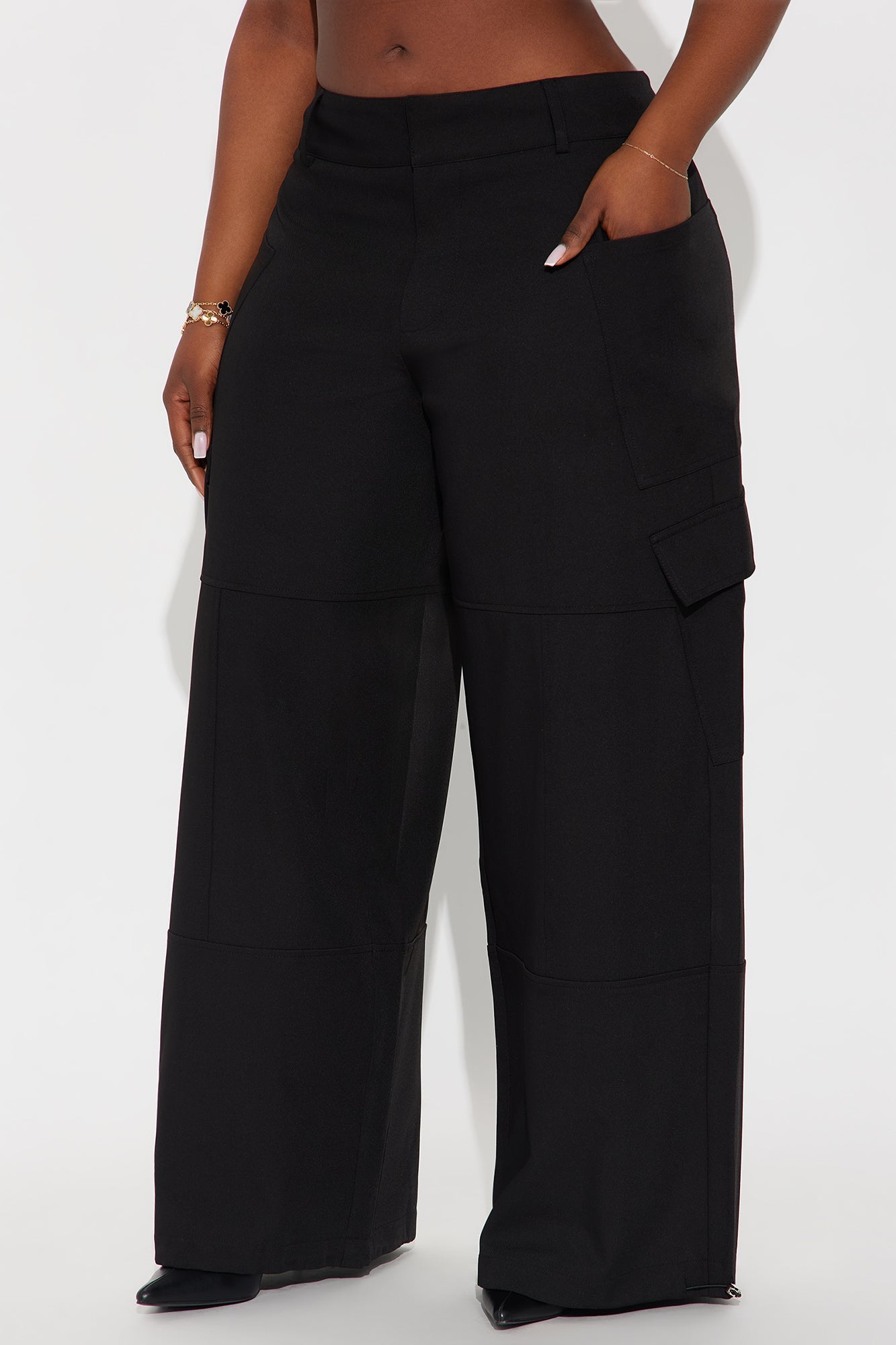 Vera Twill Cargo Jogger Pant 32″ - Black