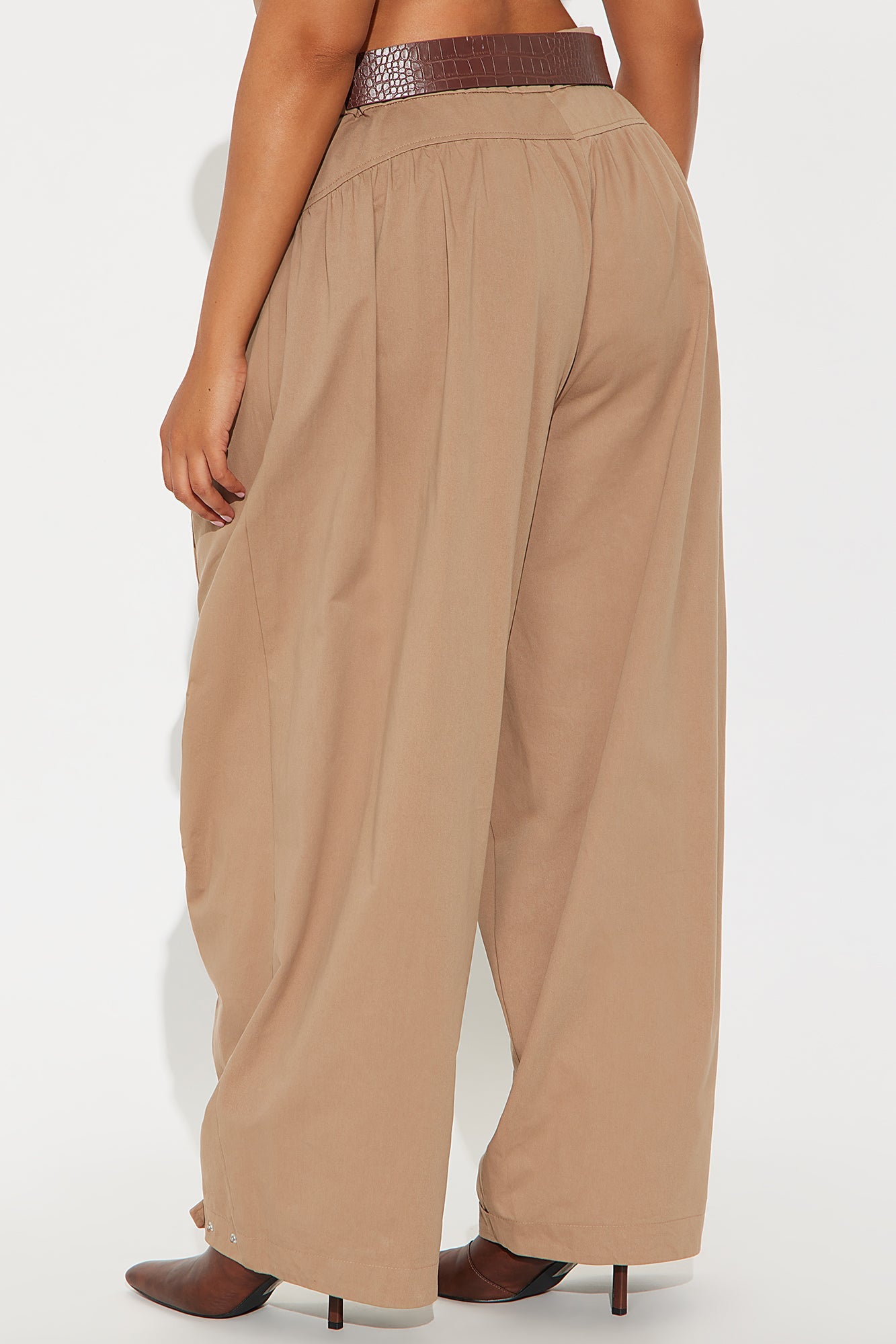 Better Days Barrel Leg Pants 33 - Mocha