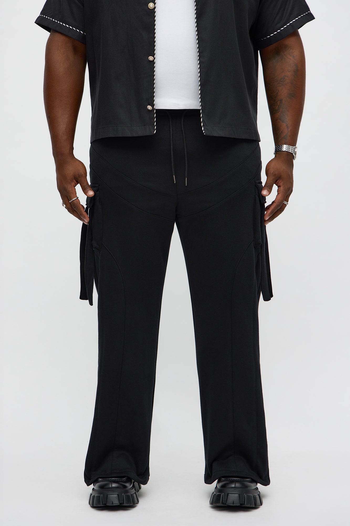 Baggy Cargo Look At Me Sweatpants - Black