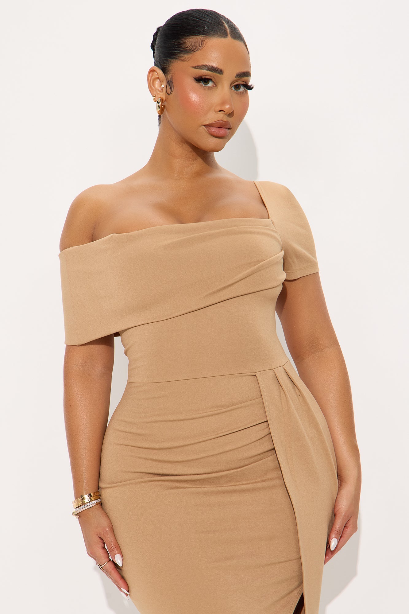 Sadie Short Sleeve Body Sculpting Ponte Midi Dress - Mocha