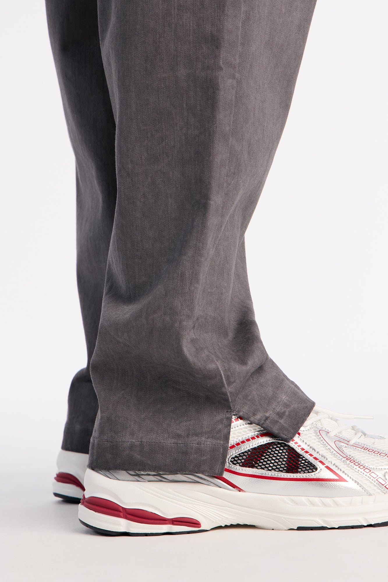 Straight Faded Out Slit E-Waist Pant - Grey