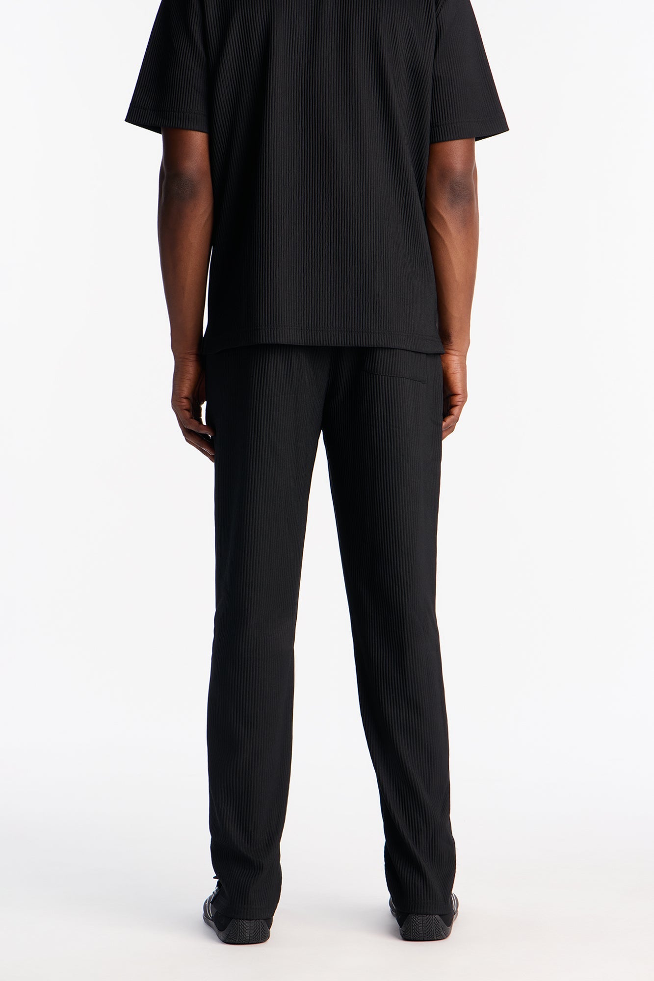 Show Up Slim Slit Pants - Black