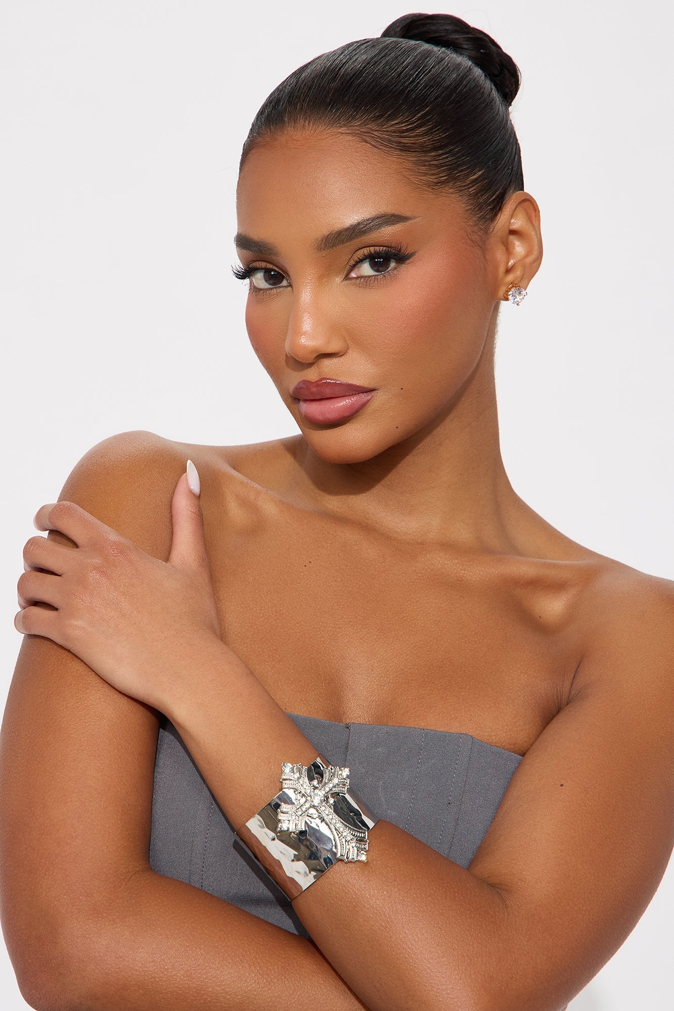 Sparkle Hold Rhinestone Cross Cuff Bracelet - Silver