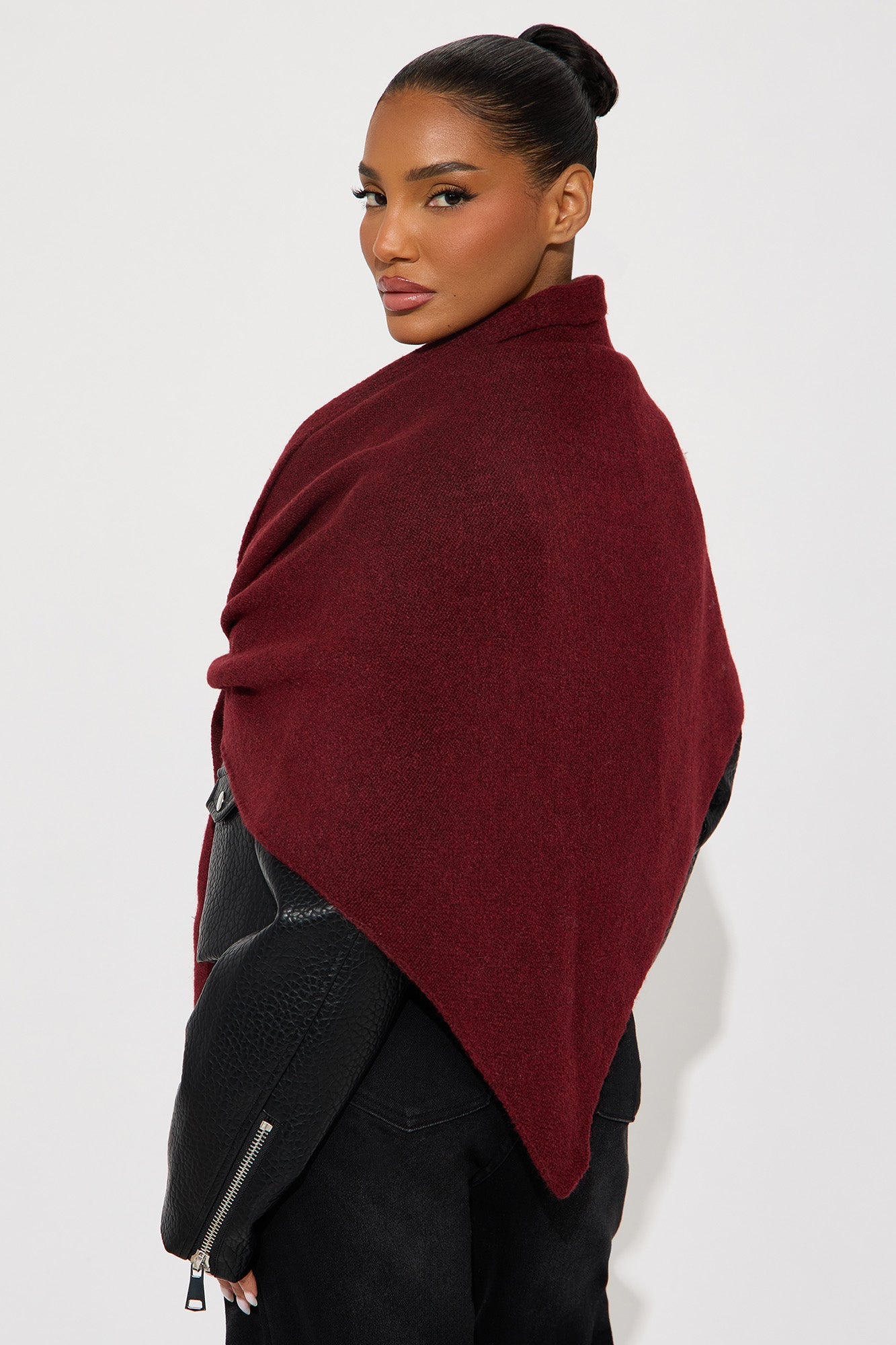 Harper Triangle Scarf - Burgundy