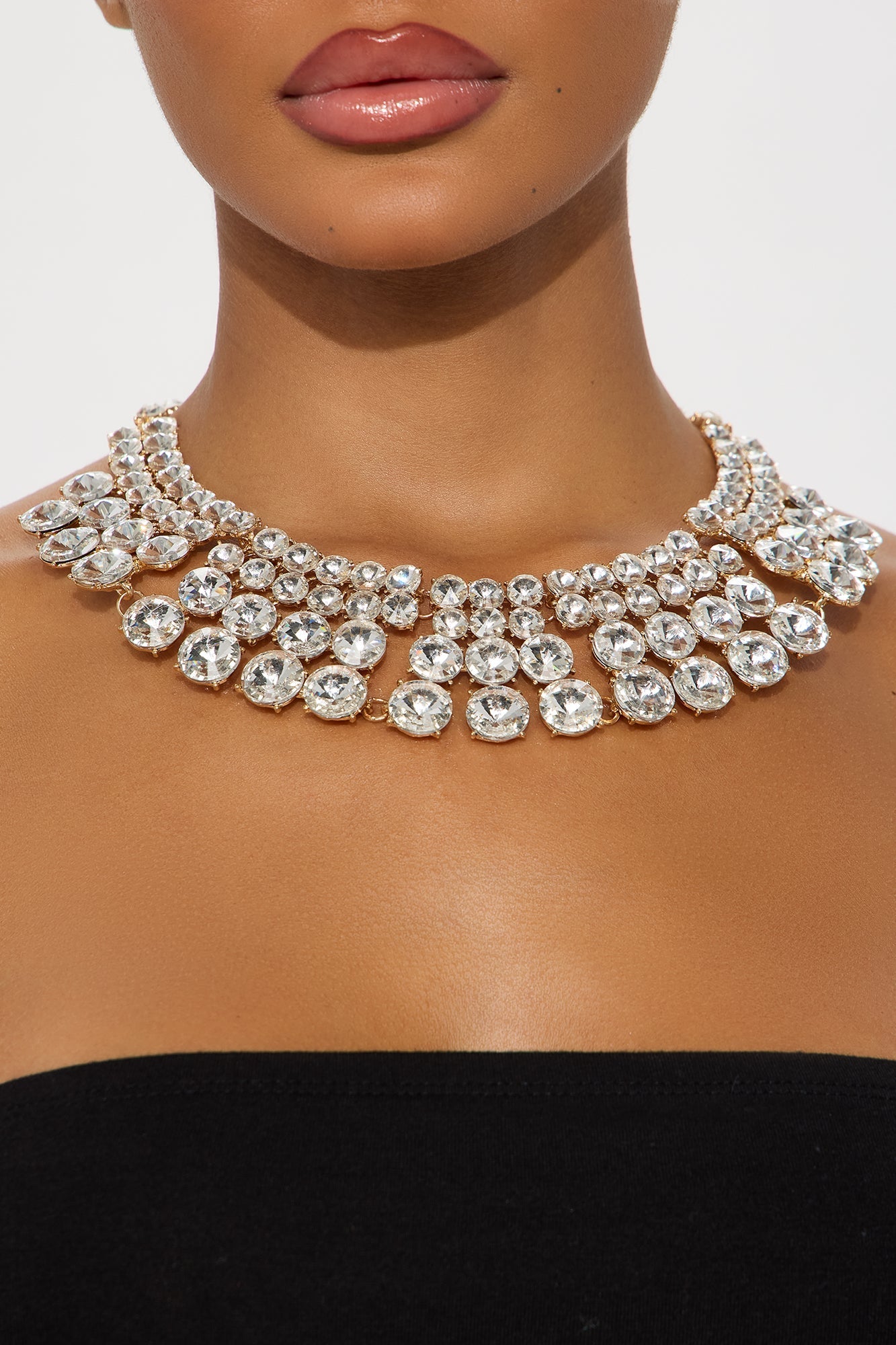 At Dawn Rhinestone Choker Necklace - Gold