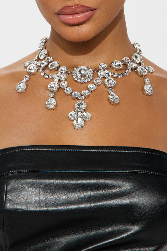 Elegance Never Fades Layered Necklace - Silver