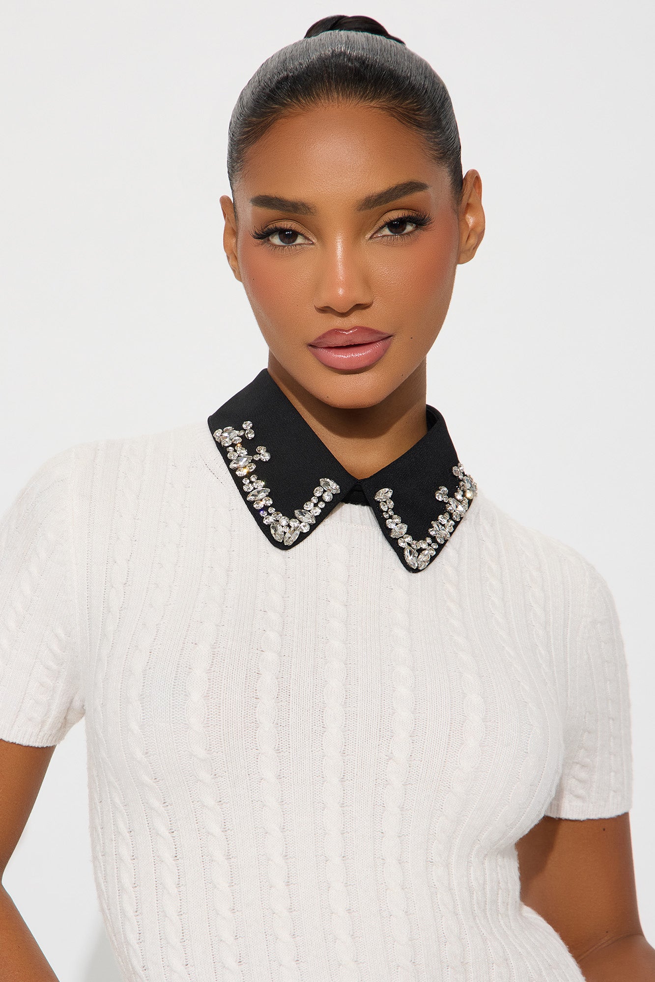 Suit Up Jeweled Collared Necklace - Black