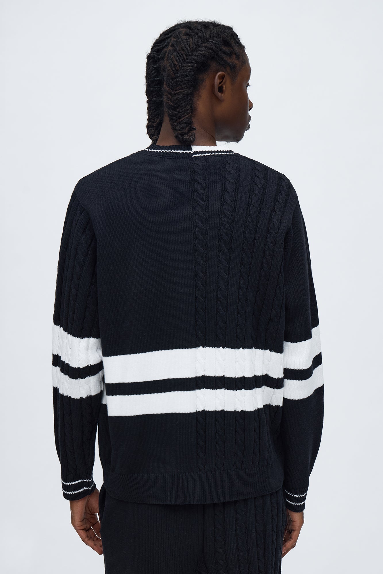 Preppy Life V Neck Sweater - Black/combo