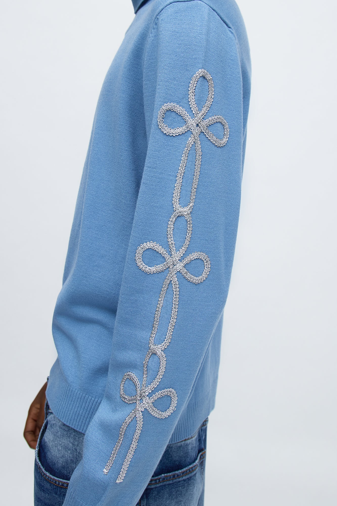Turtle Neck Knit Sweater - Light Blue