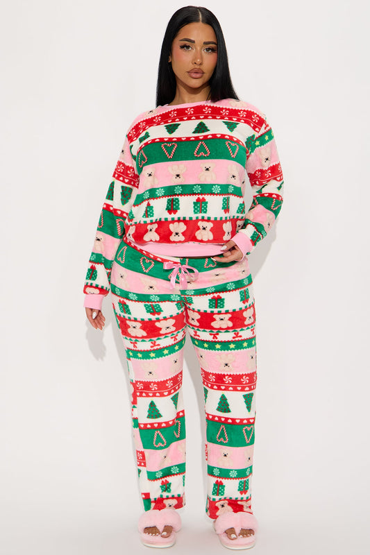Sweetest Holiday Plush Crew Neck PJ Pant Set - Green/combo