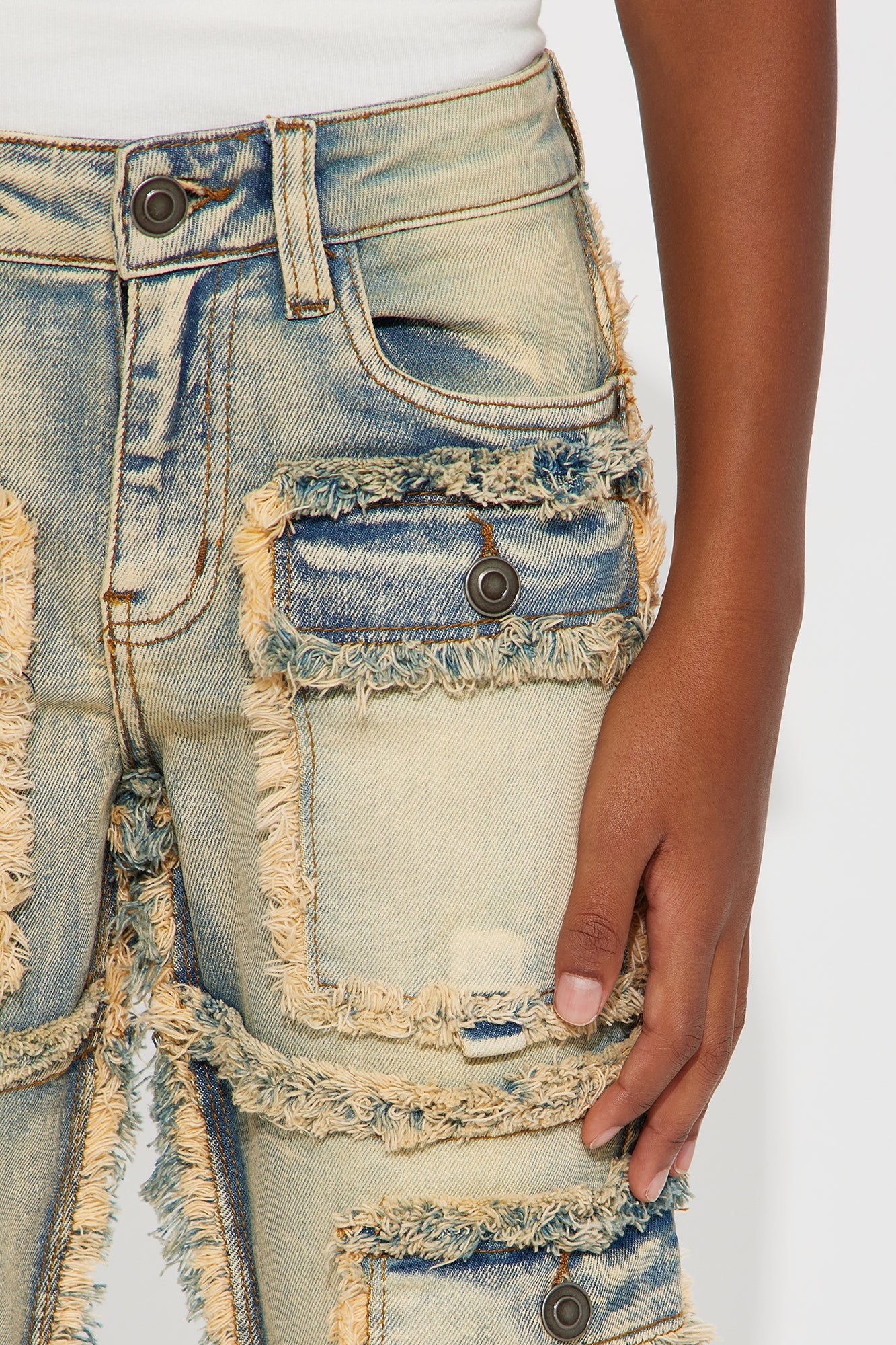 Mini Let Them Know Frayed Skinny Flare Jeans - Light Wash