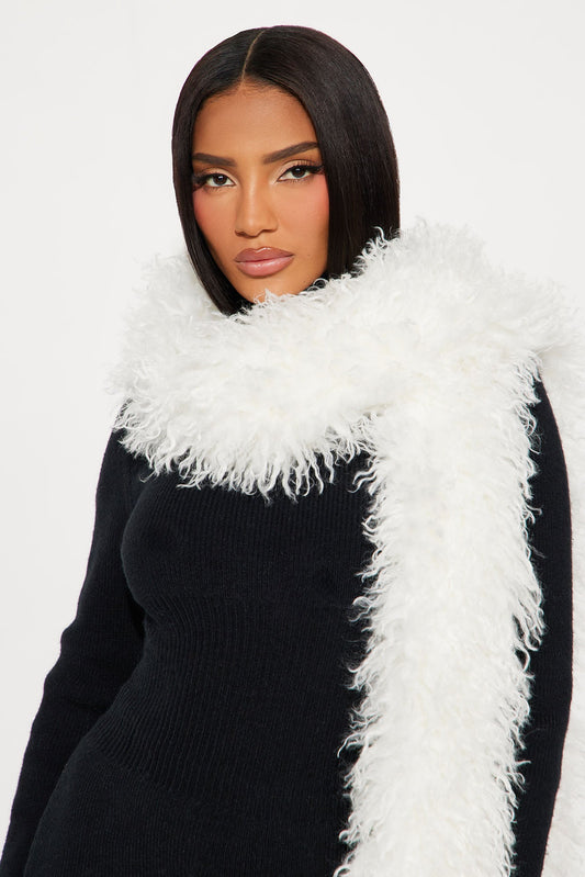 It's A Girls Night Out Faux Fur Scarf - White