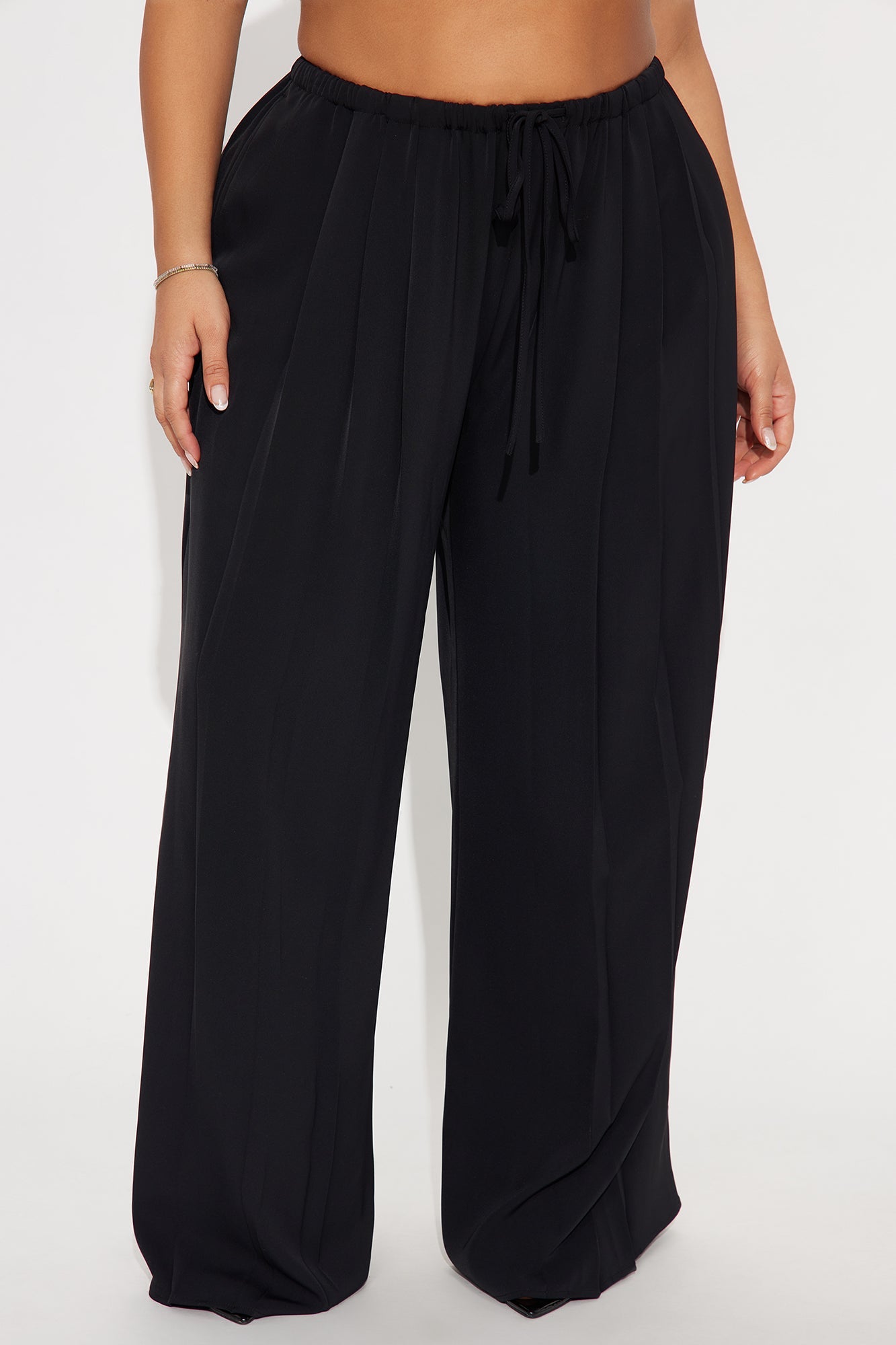 Cara Mid Rise Wide Leg Pant 32″ - Black