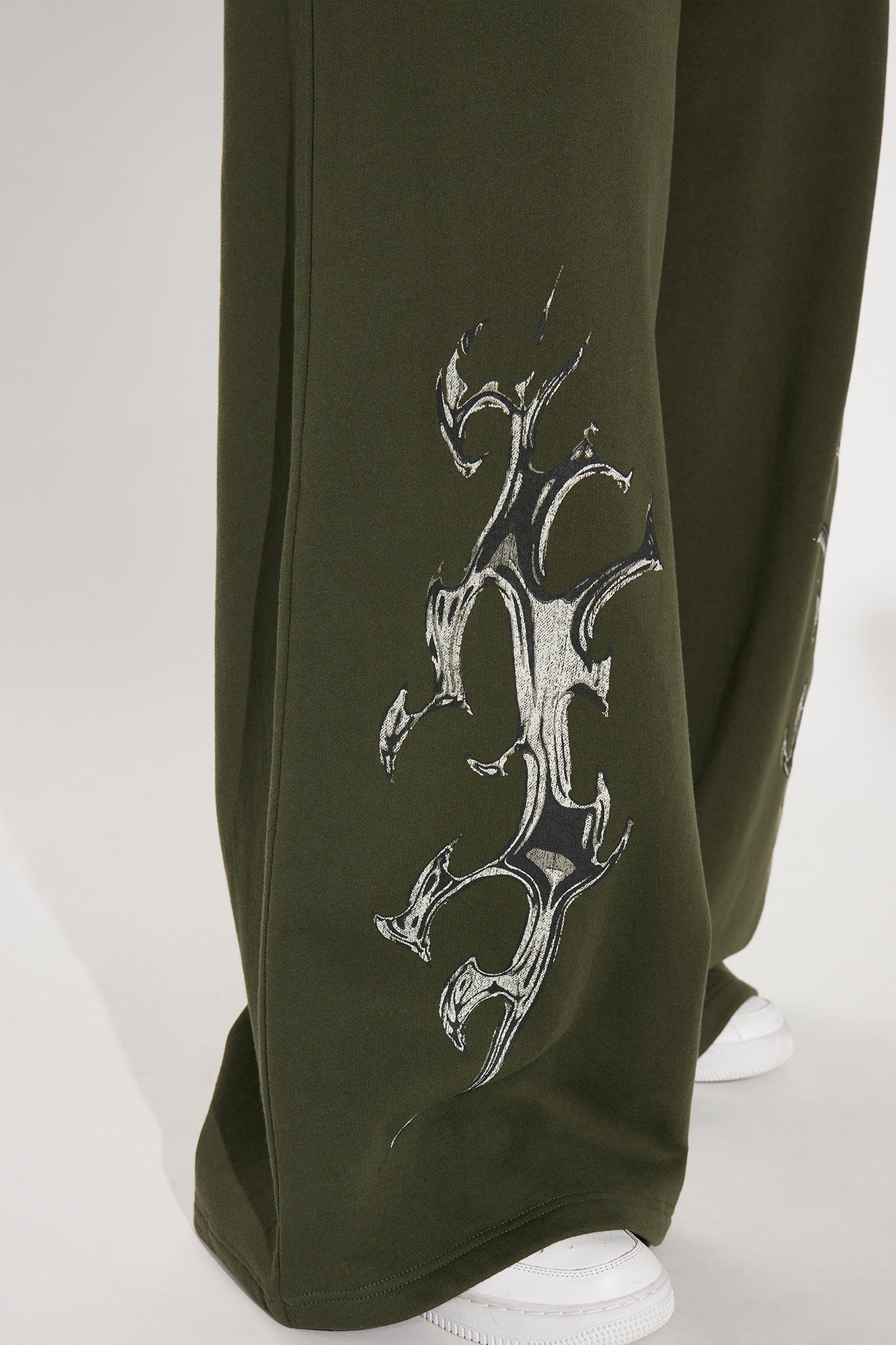 Edgy Vibe Fleece Washed Pant Set - Olive