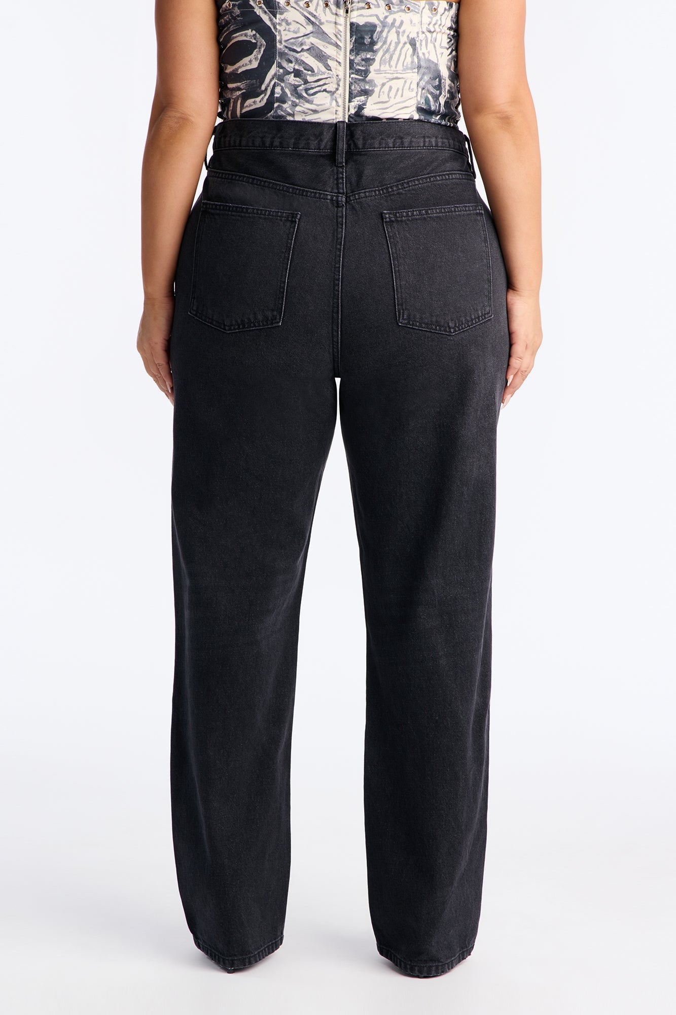 Crossover Straight Leg Jeans - Black Wash