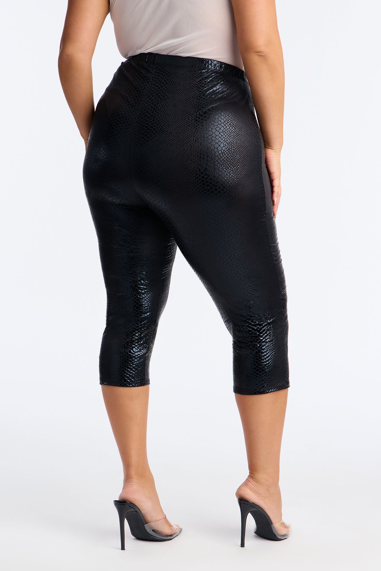 Clara Croc Capri Legging - Black