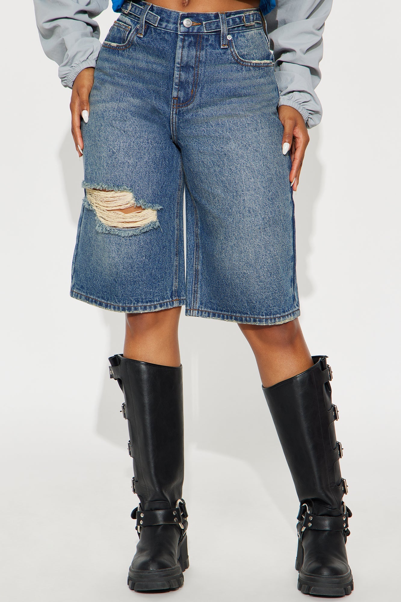 Go Getter Ripped Denim Jorts - Medium Wash