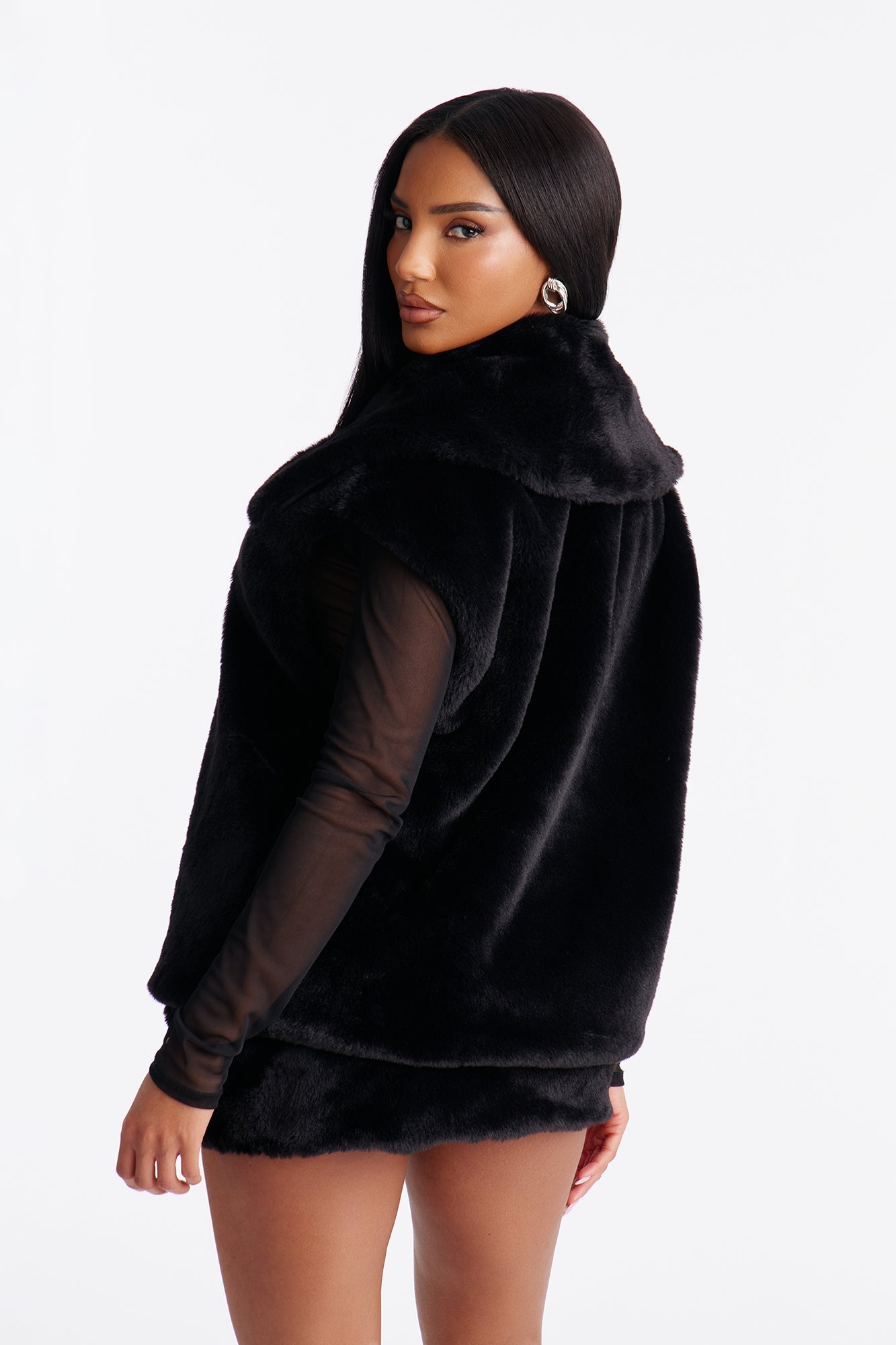 All A Dream Faux Fur Vest Mini Skirt Set - Black