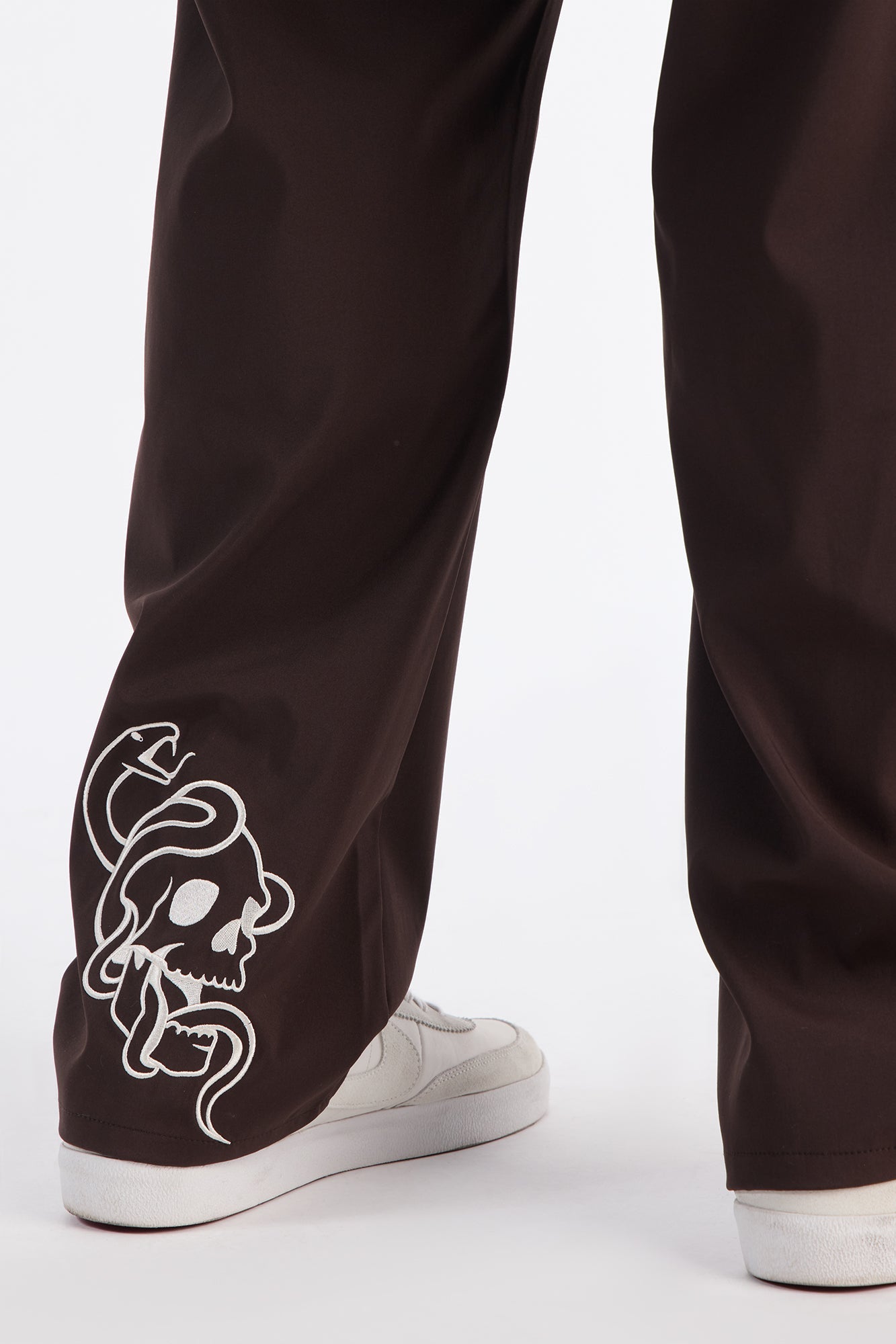 Slim Skull Embroidered Pant - Brown