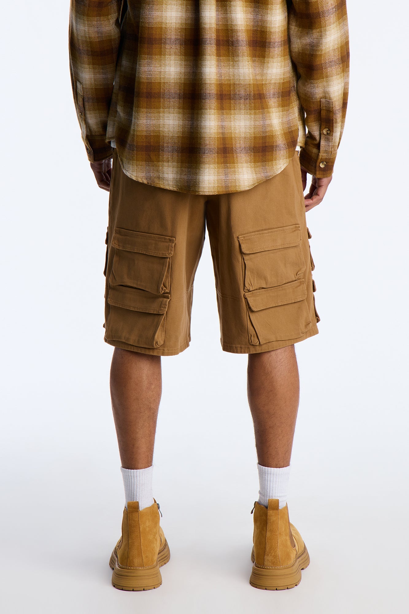 Bedford Utility Short - Tan