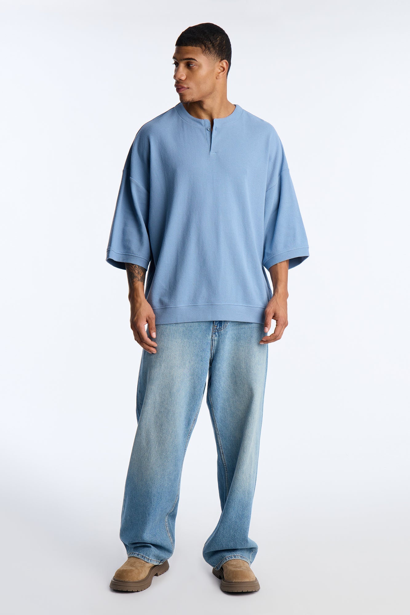 Relaxed Fit Classic Henley - Blue