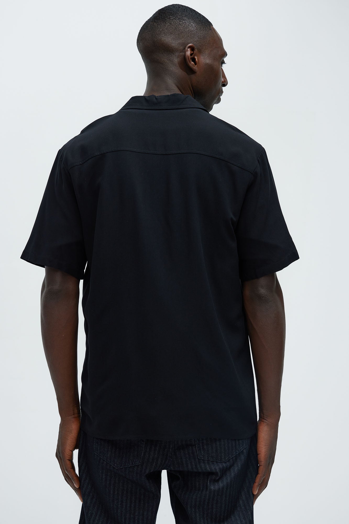 Von Dutch Oversized Red Font Shirt - Black