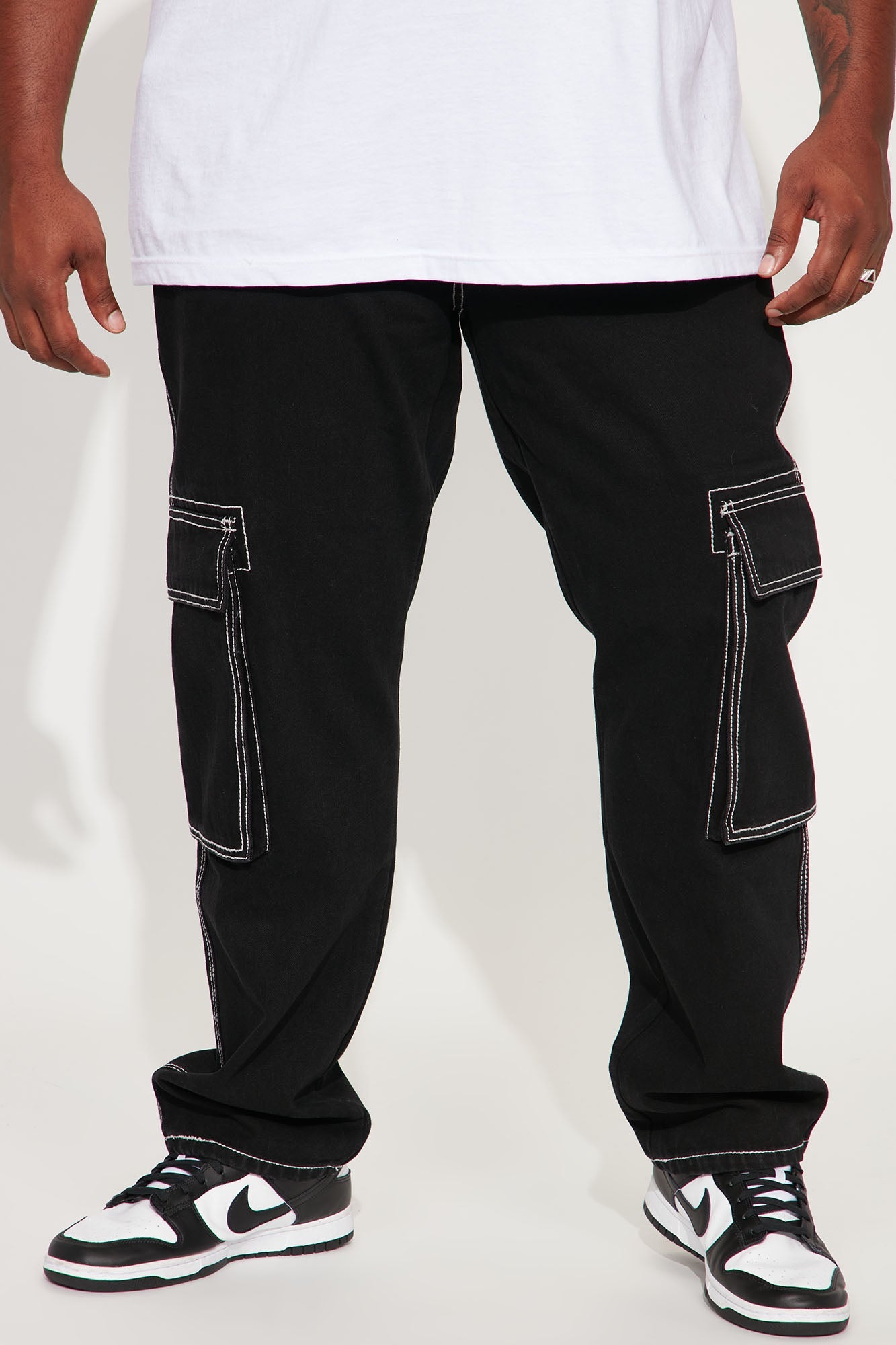 Contrast Lining Carpenter Straight Jeans - Black