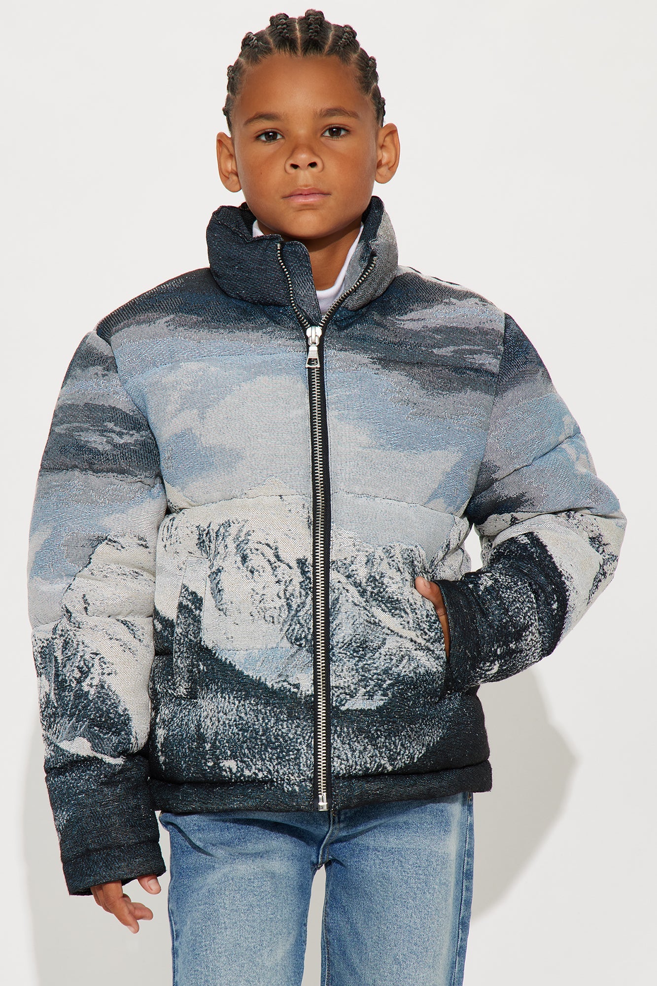 Mini Cabin Escape Tapestry Puffer Jacket - Navy