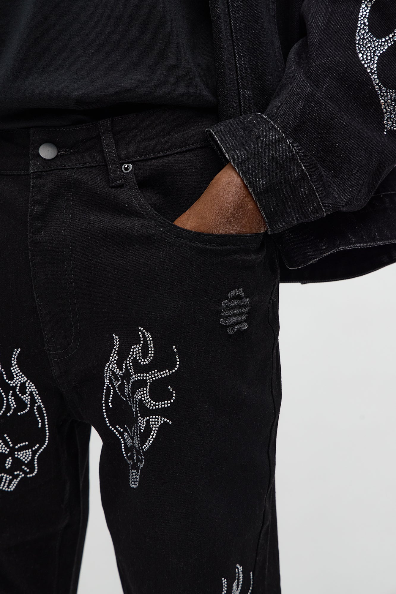 Stacked Skinny Flare Skulls Jeweled Distressed Jean - Black