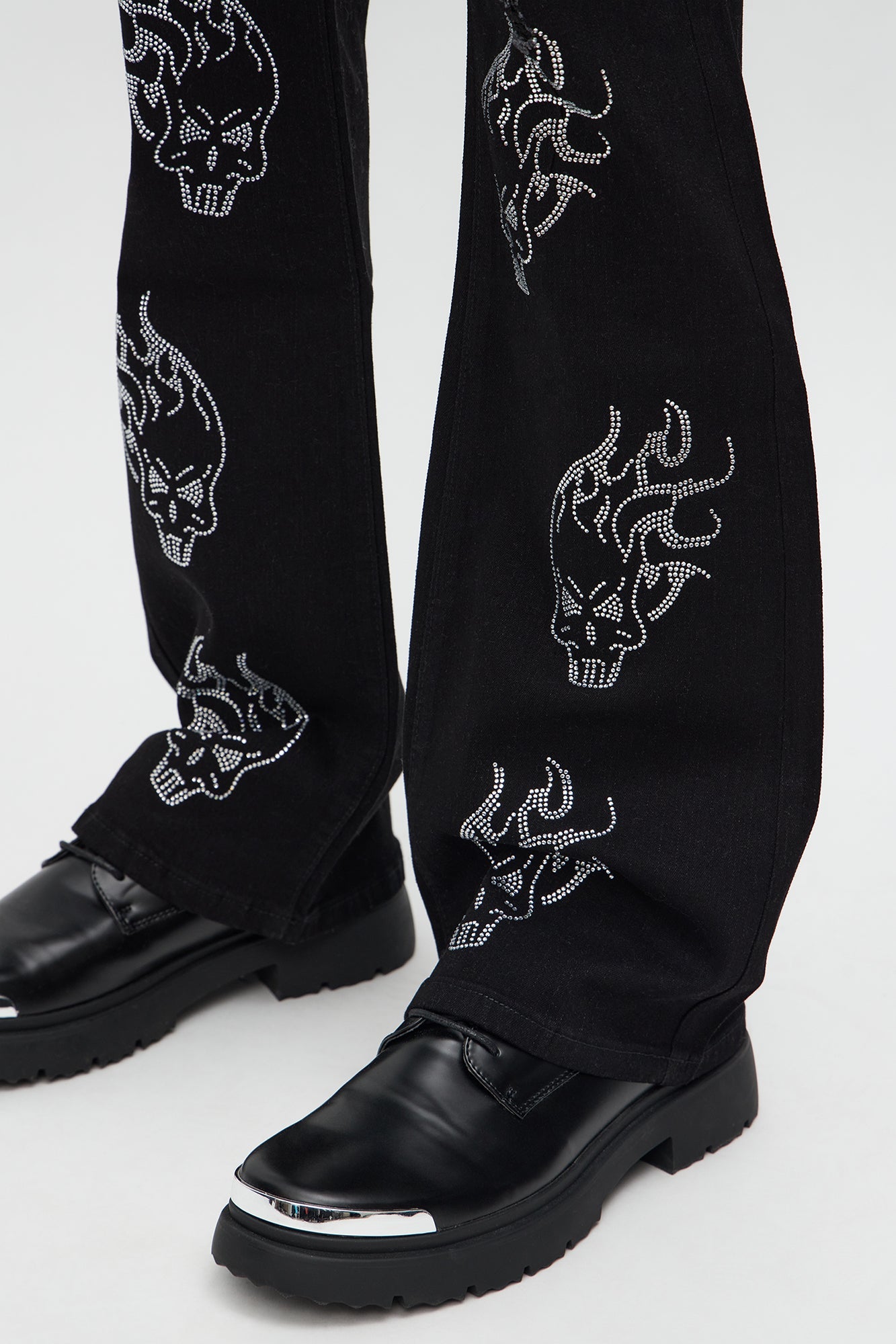 Stacked Skinny Flare Skulls Jeweled Distressed Jean - Black