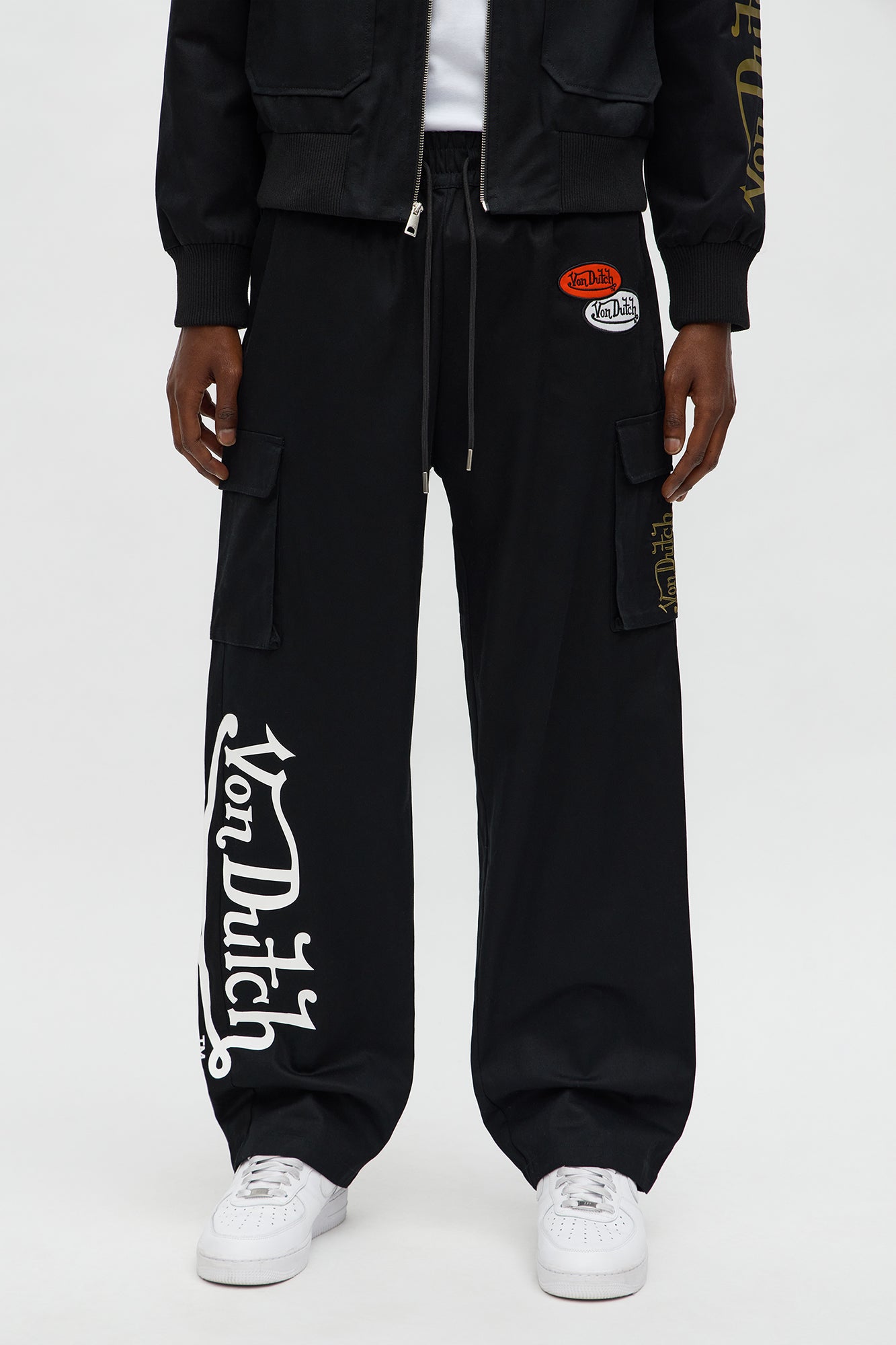 Von Dutch Patch Baggy Cargo Pants - Black