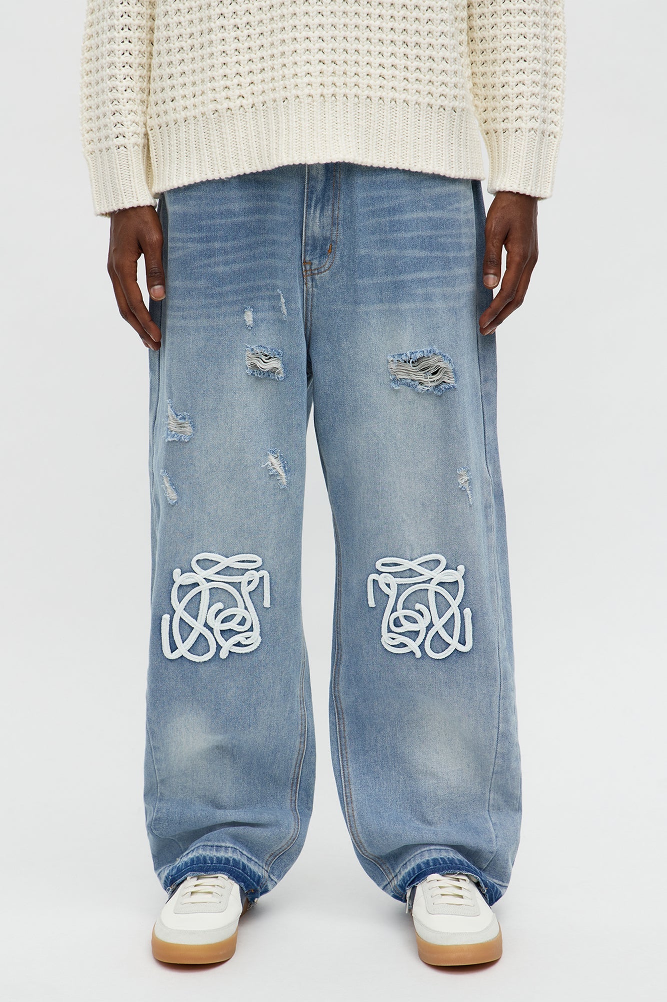 Baggy Coastal Applique Jean - Light Blue Wash