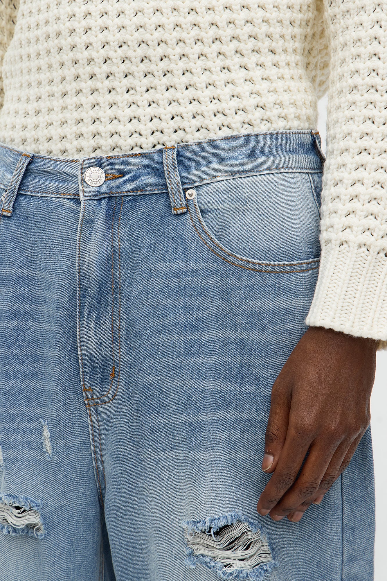 Baggy Coastal Applique Jean - Light Blue Wash