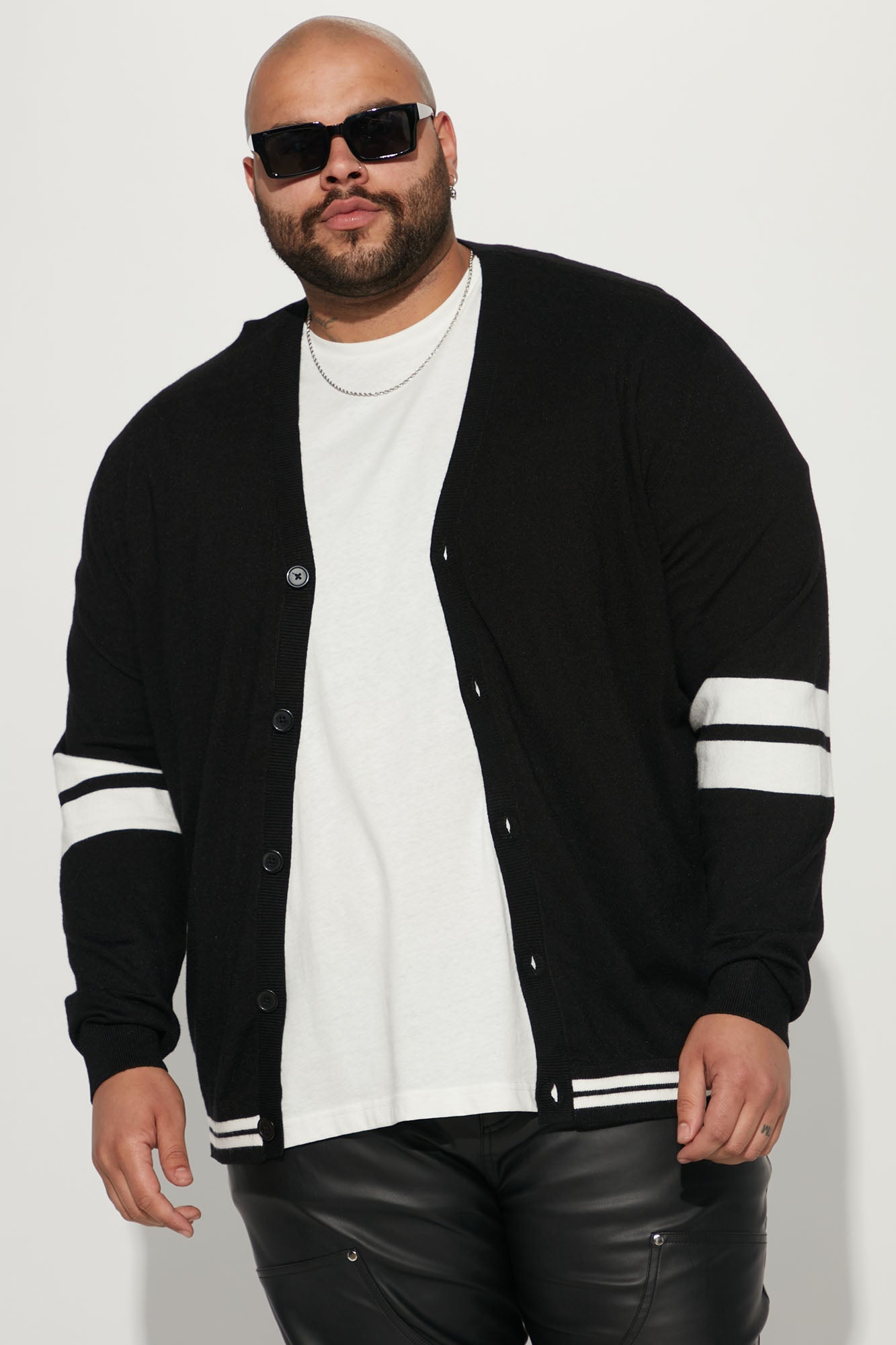 Uptown Cardigan - Black/White