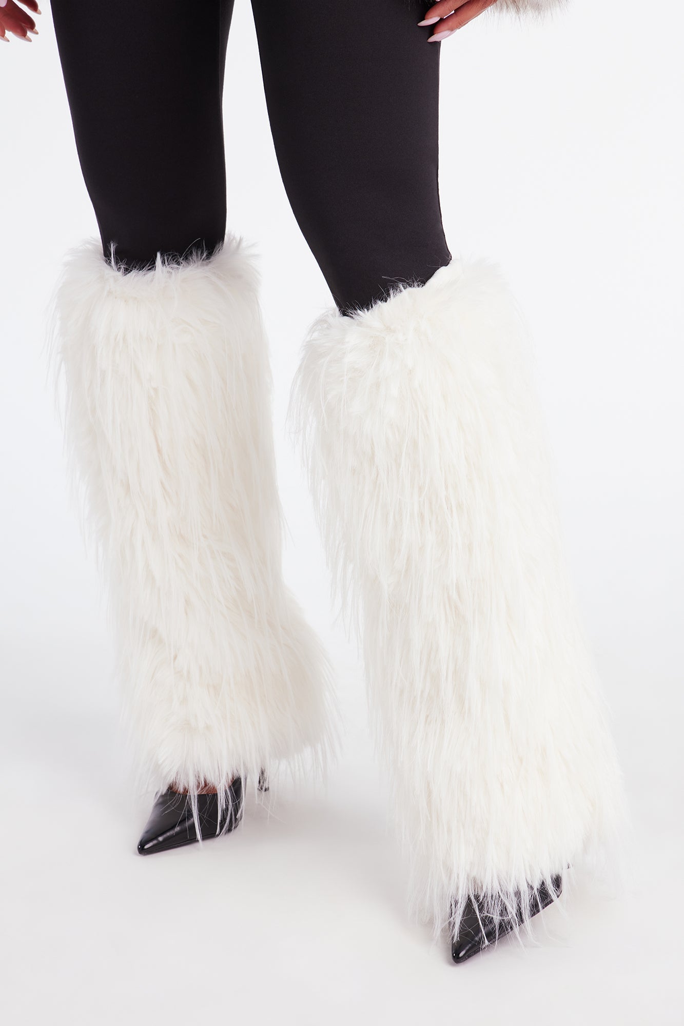 Warm Whirls Faux Fur Legwarmers - Ivory
