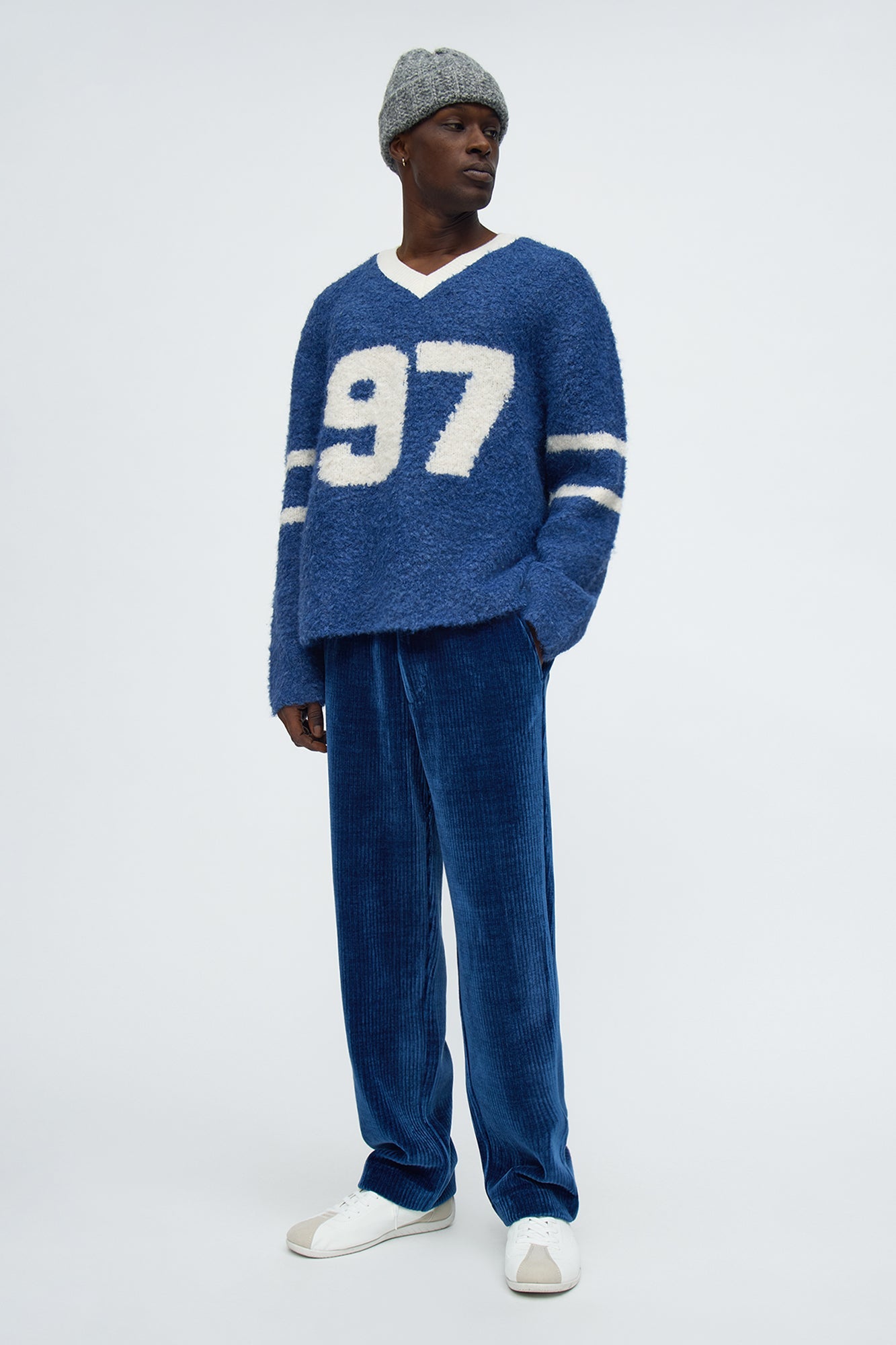 Straight Ashwood Cord Pant - Navy