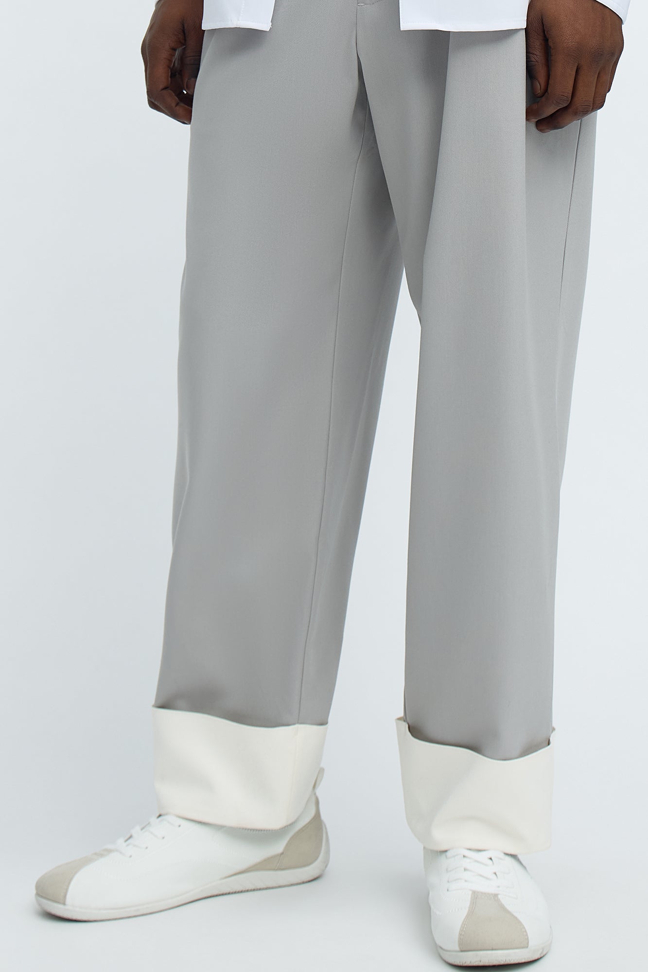 Larchmont Pleated Trouser - Grey