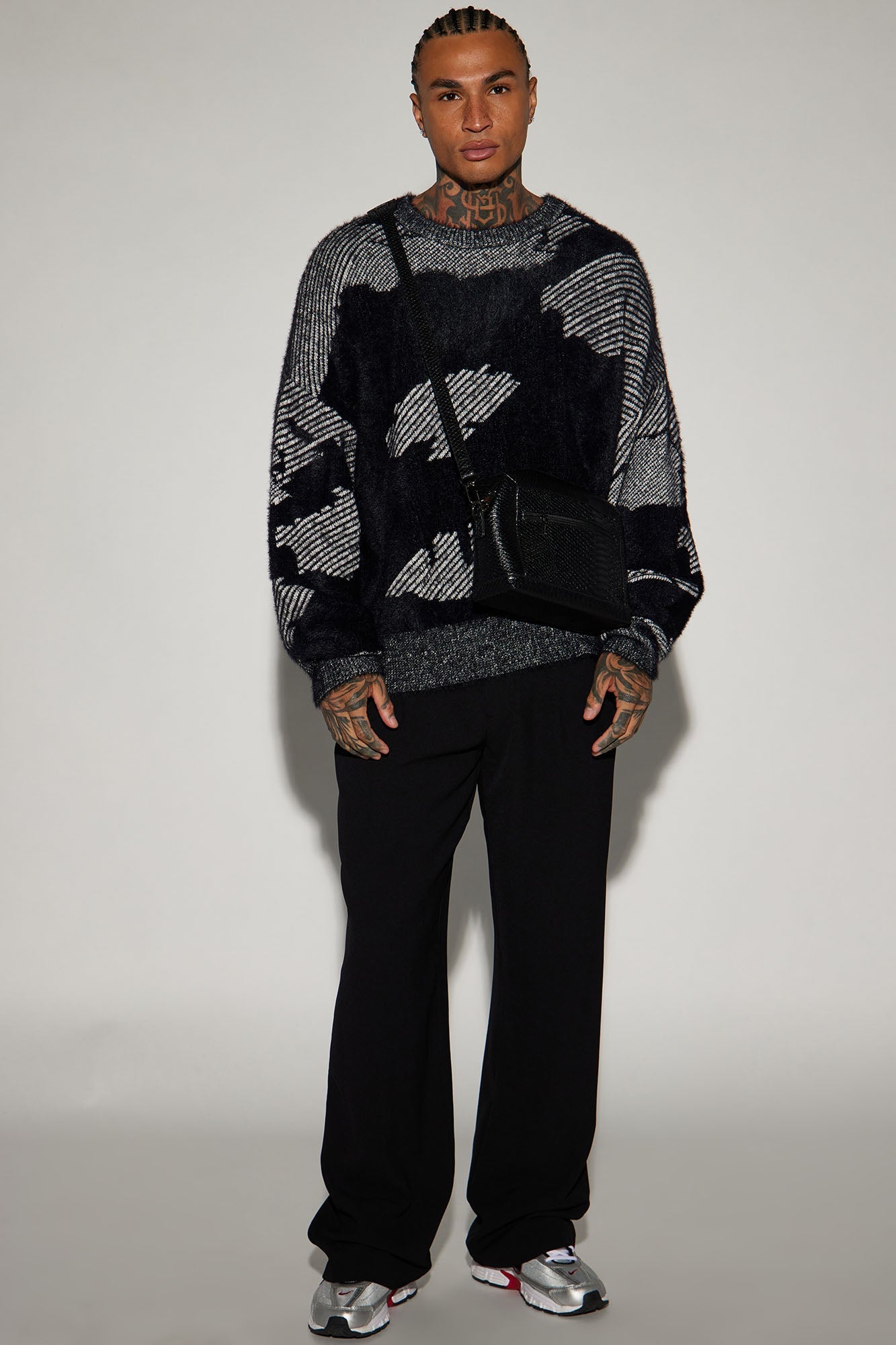 Fuzzy Textured Crewneck Sweater - Black/combo