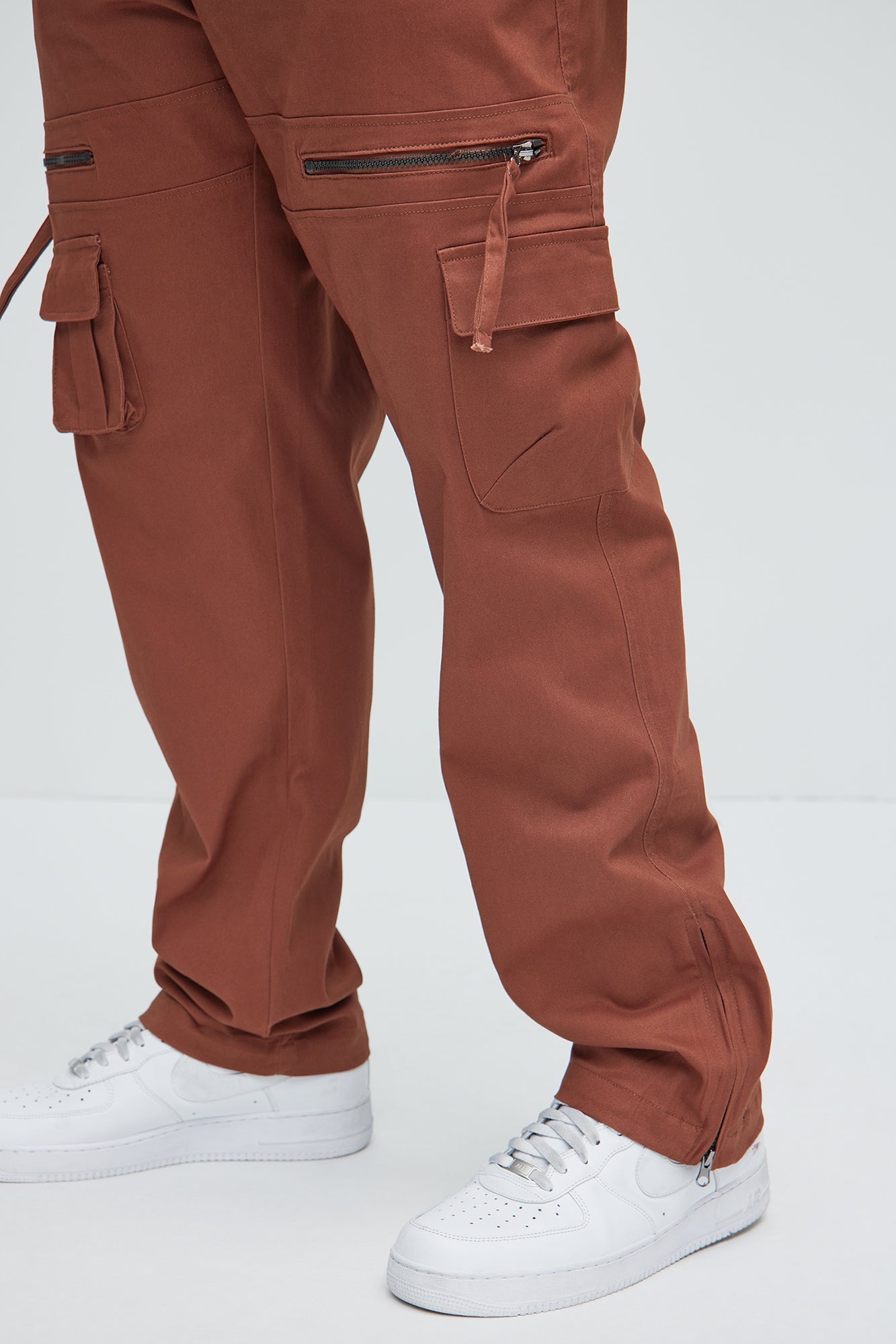 Camera Flash On Cargo Pants - Brown