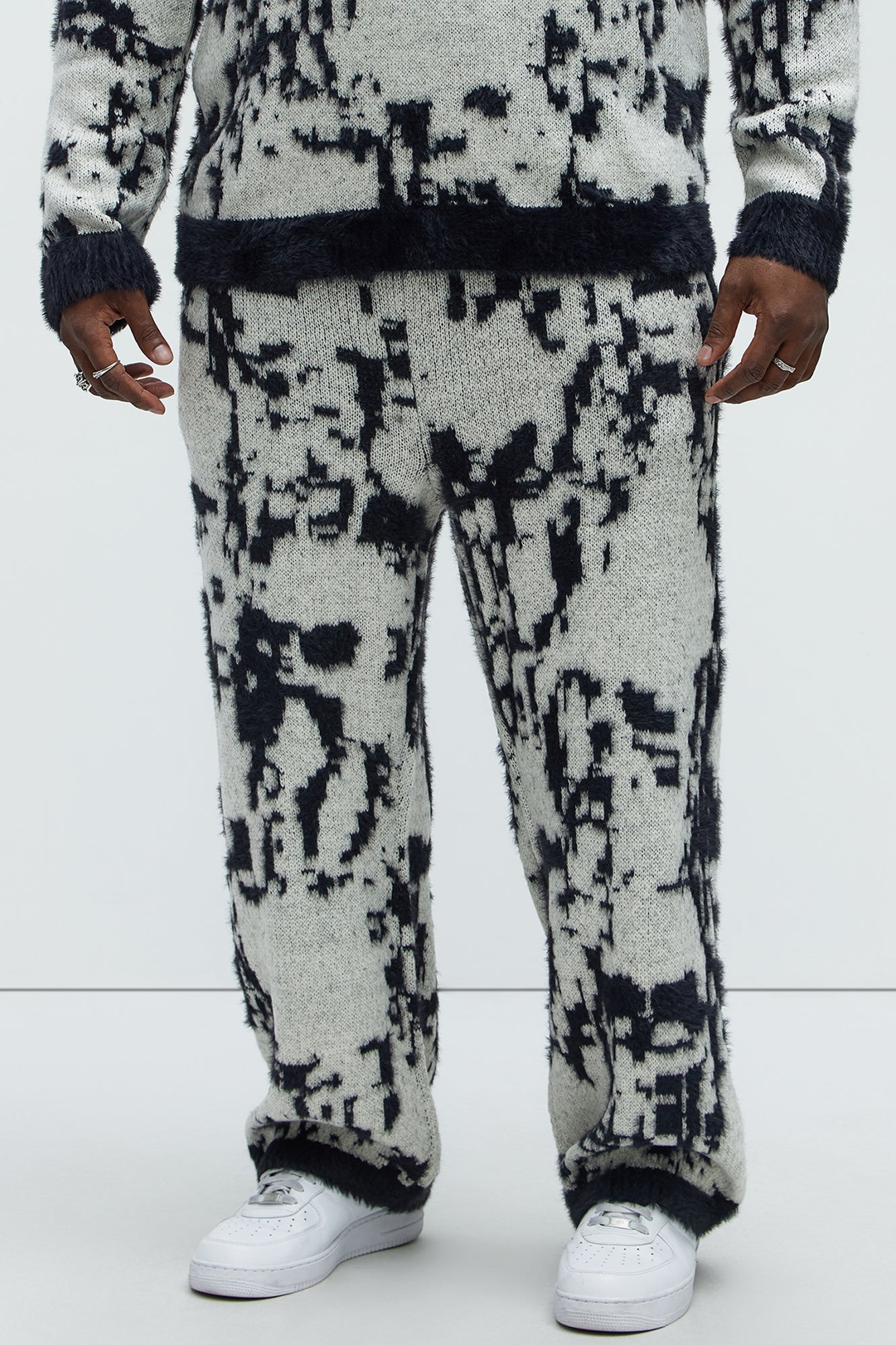 Sparrow Sweater Pants - Black