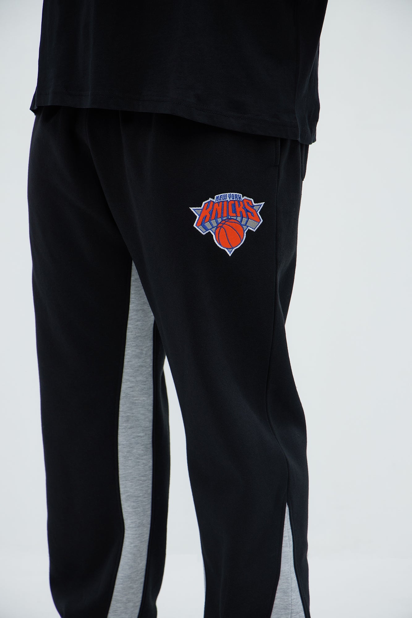 Knicks Backboard Skinny Flare Sweatpants - Blue/Black