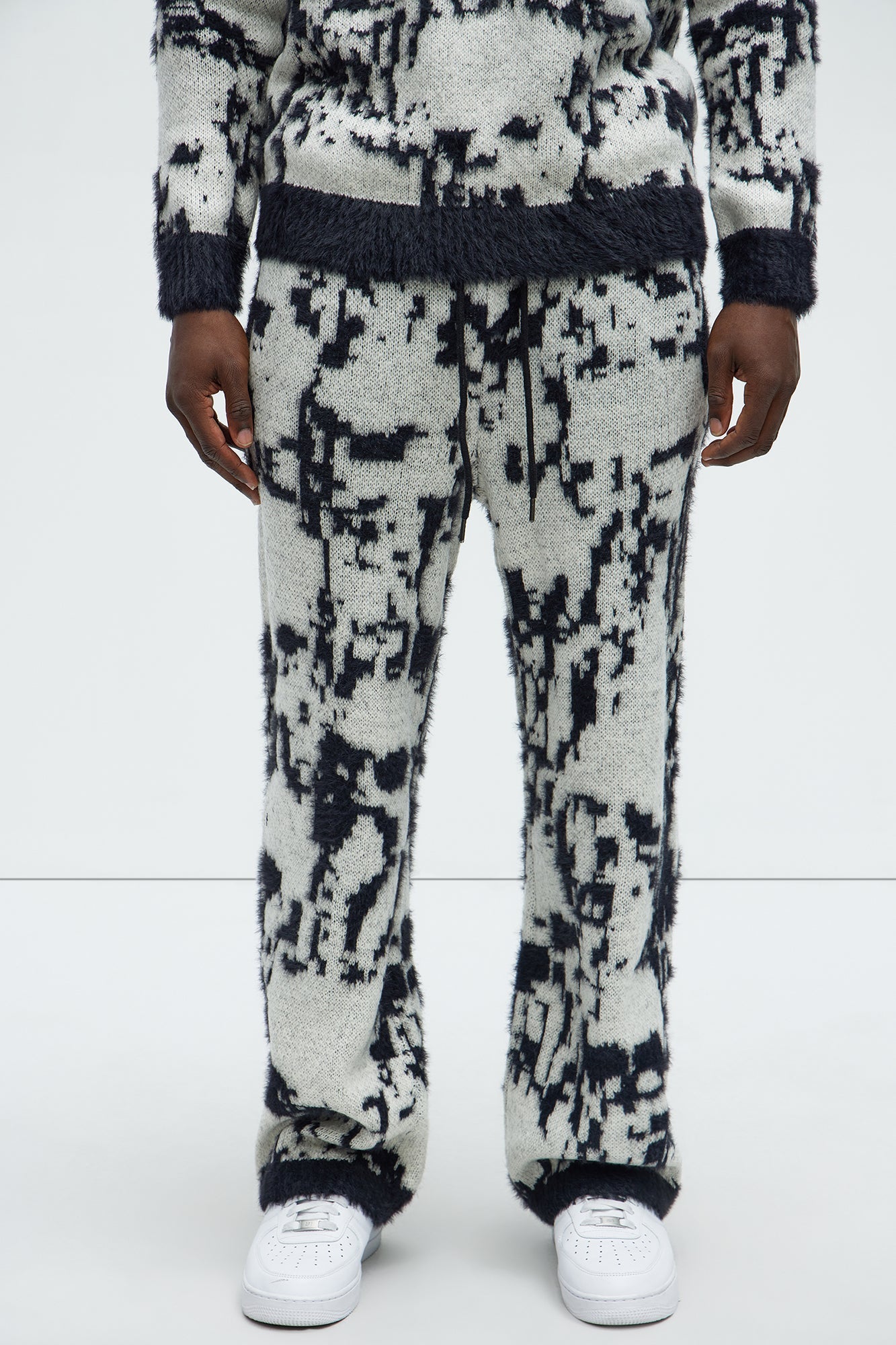 Sparrow Sweater Pants - Black