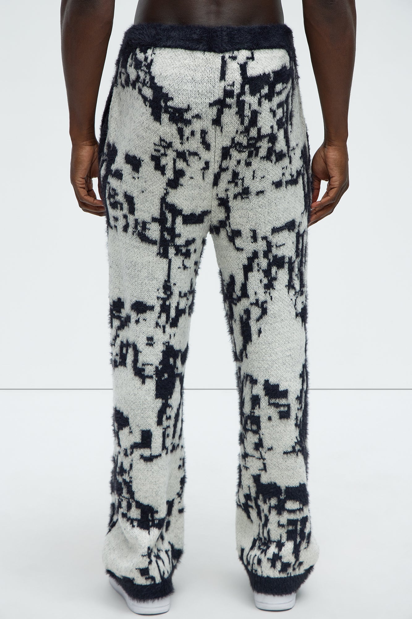 Sparrow Sweater Pants - Black