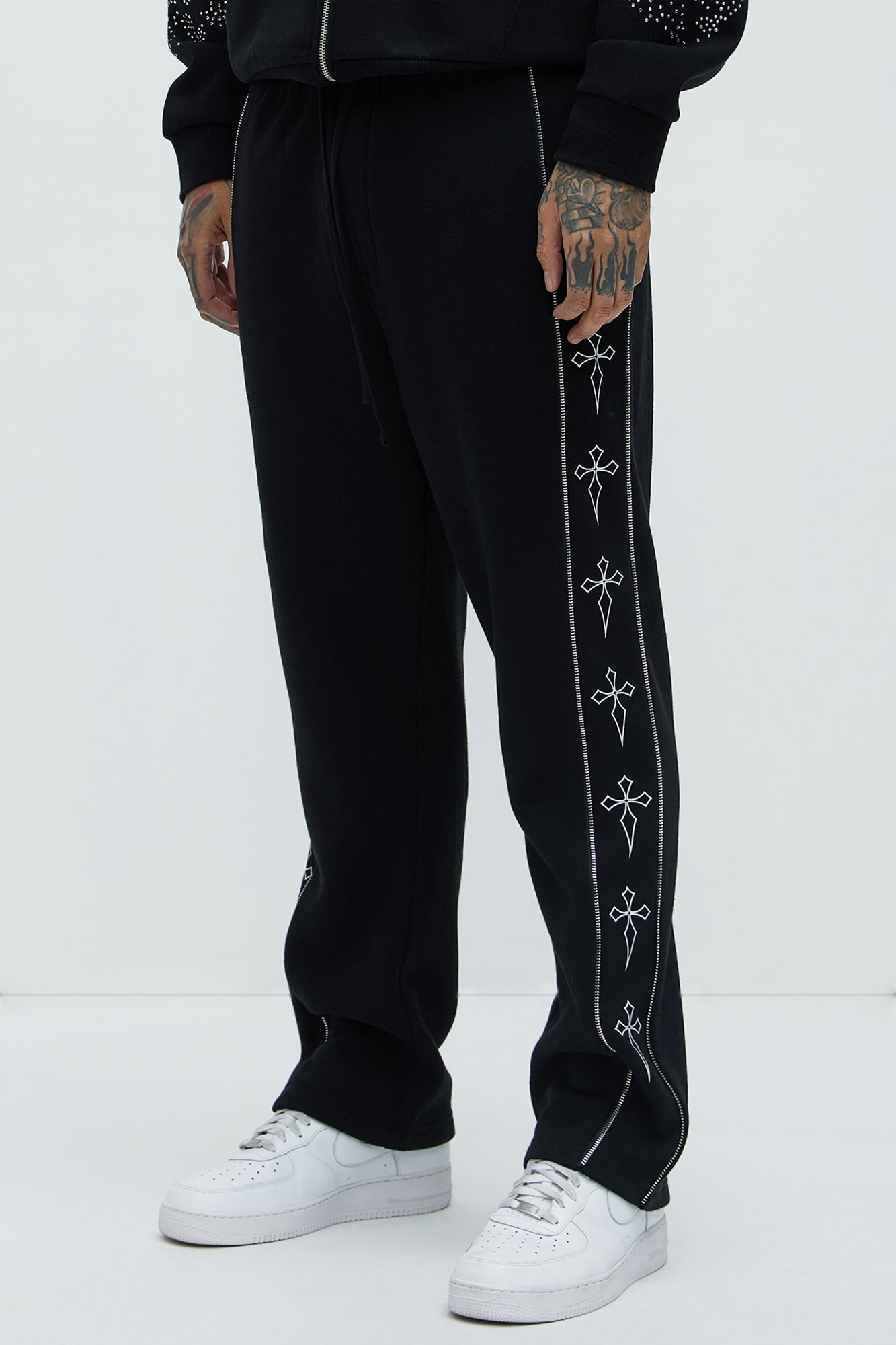 Tyson Cross Straight Sweatpants - Black
