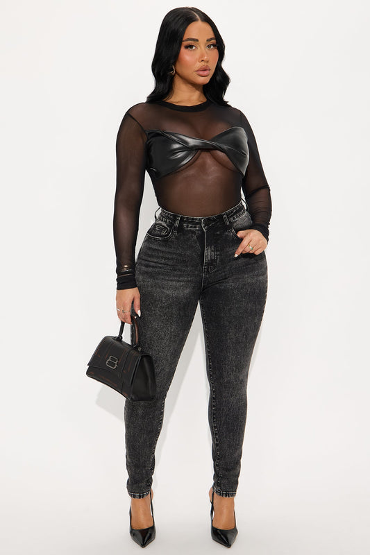 San Diego Sculpting High Rise Stretch Skinny Jeans - Black