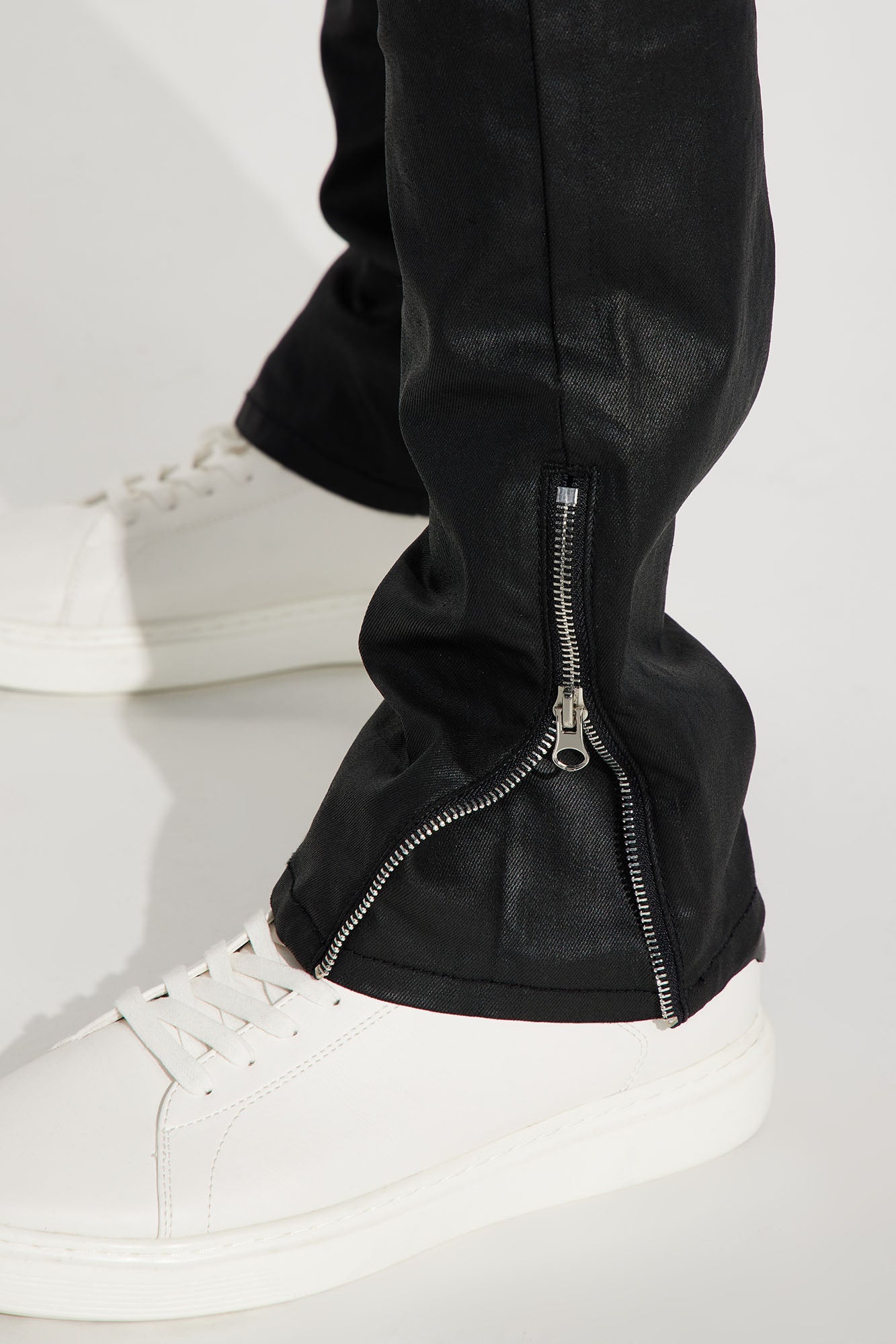 Keeping It Cool Waxed Skinny Pants - Black