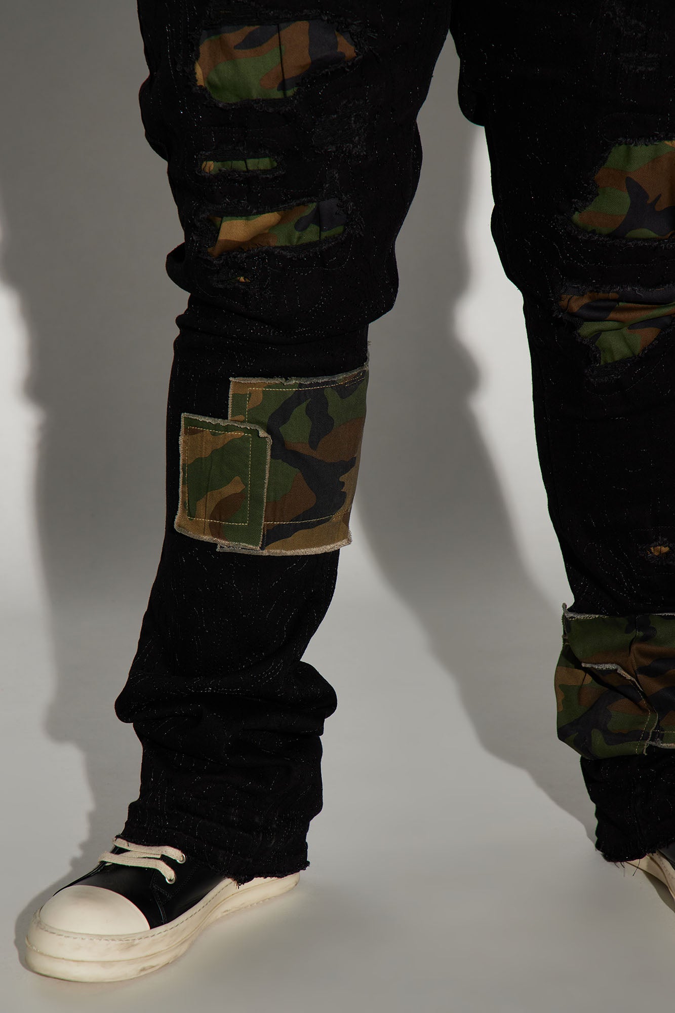 Hint Of Camo Stacked Skinny Flare Jeans - Black